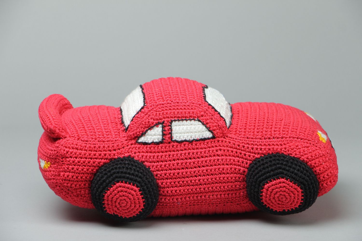 Crochet soft toy car photo 1