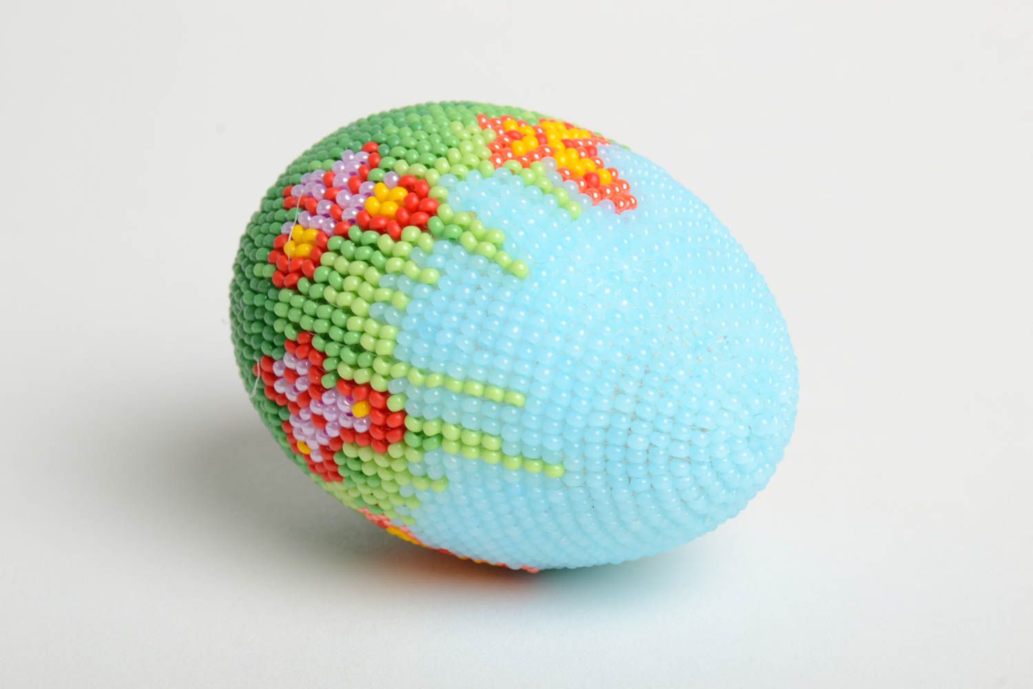 Huevo original de abalorios hecho a mano elemento decorativo regalo para Pascua foto 2