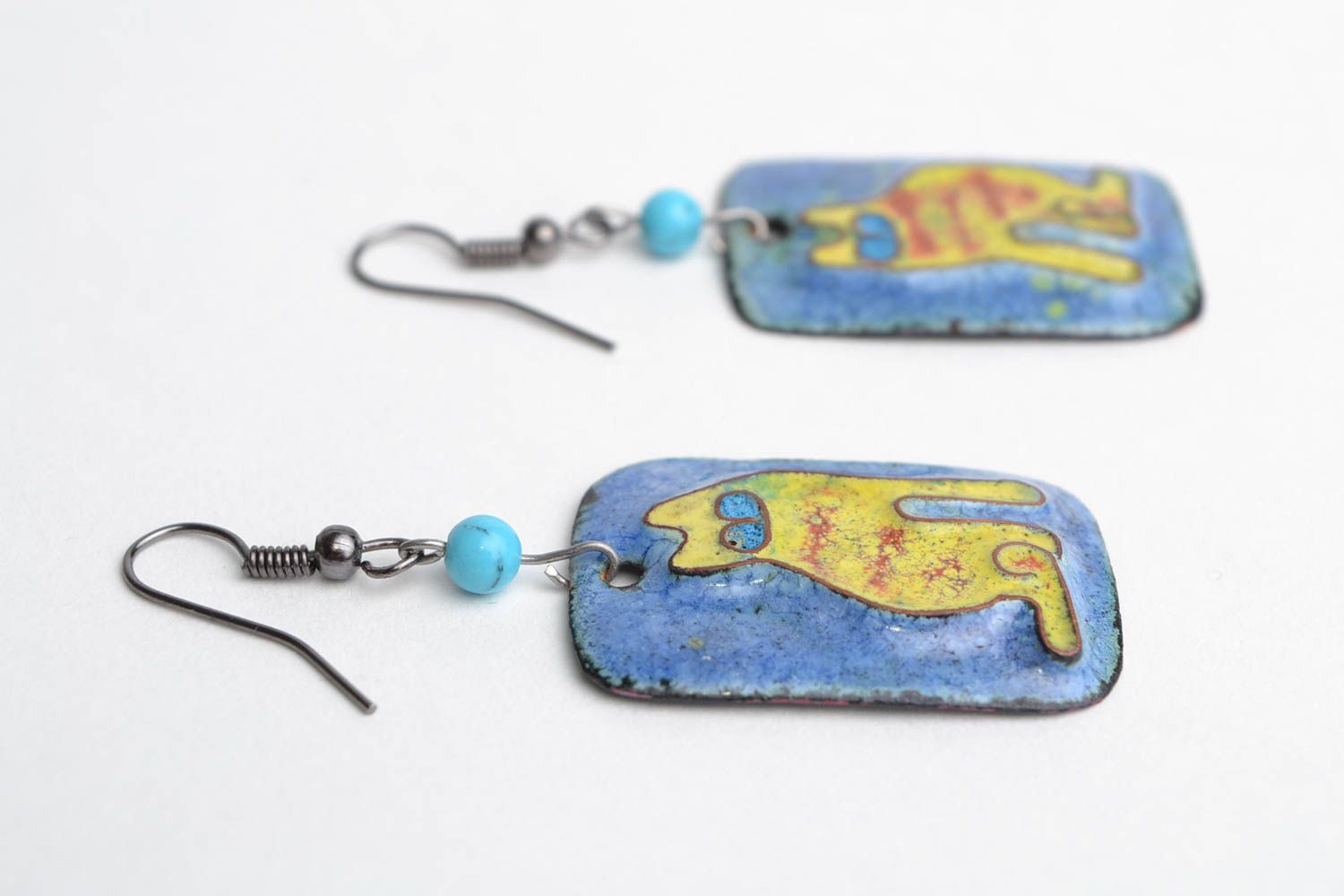 Handmade enameled copper rectangular dangling earrings with funny yellow cats photo 4