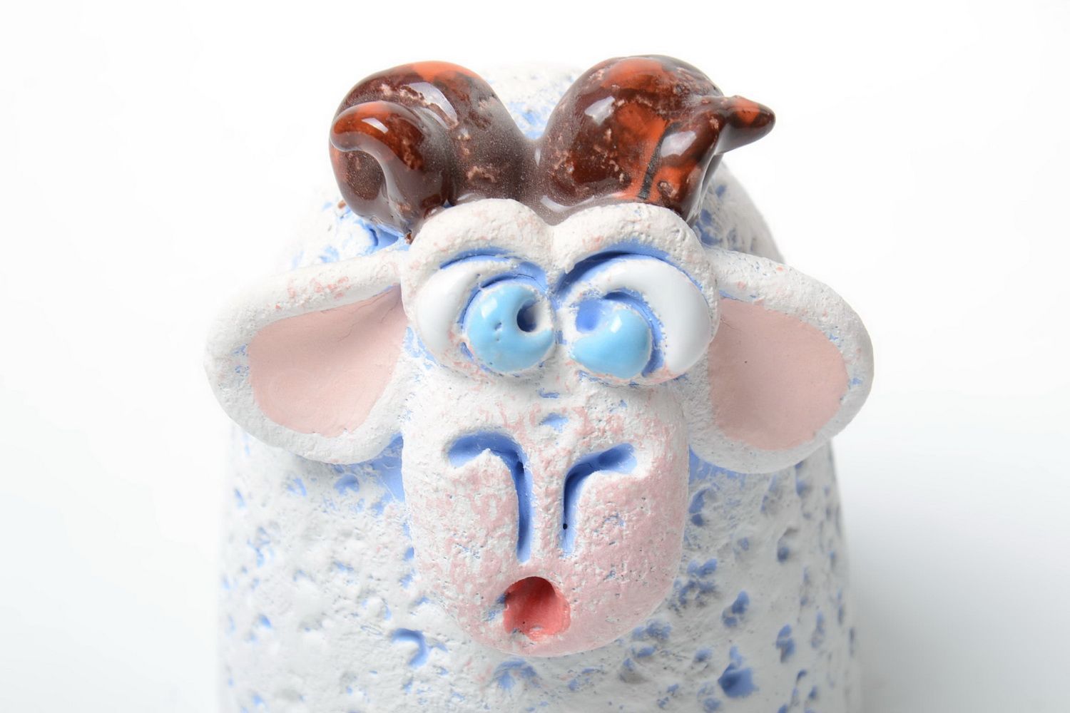 Grelle lustige bemalte Keramik Spardose aus Ton Halbporzellan Schaf Handarbeit foto 3