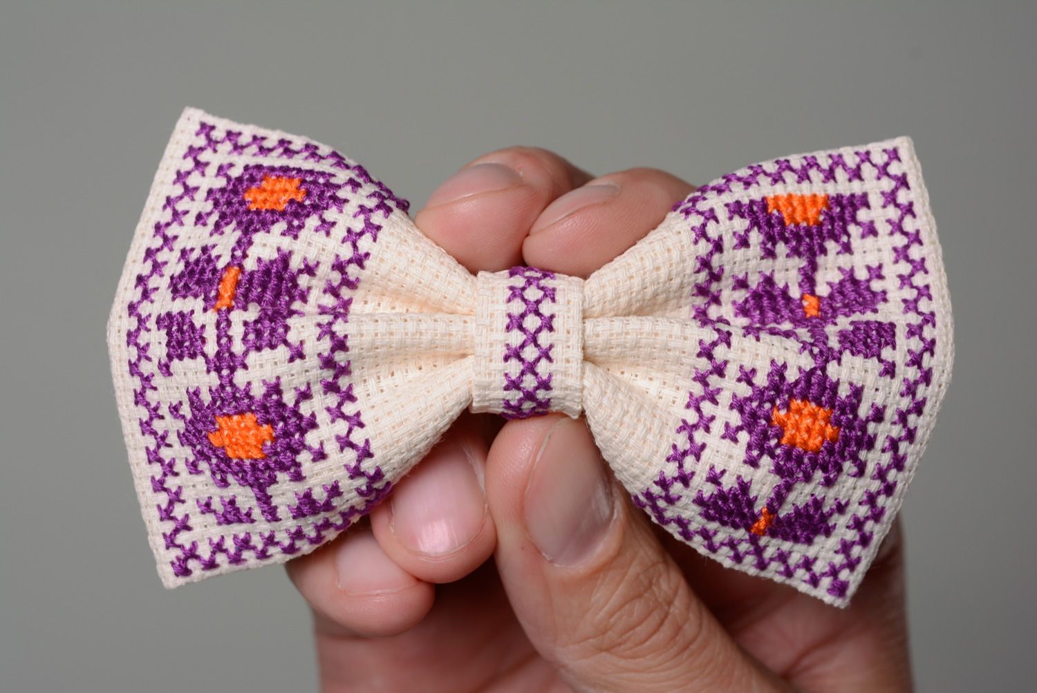 Handmade white bow tie with bright ethnic cross stitch embroidery for men photo 4