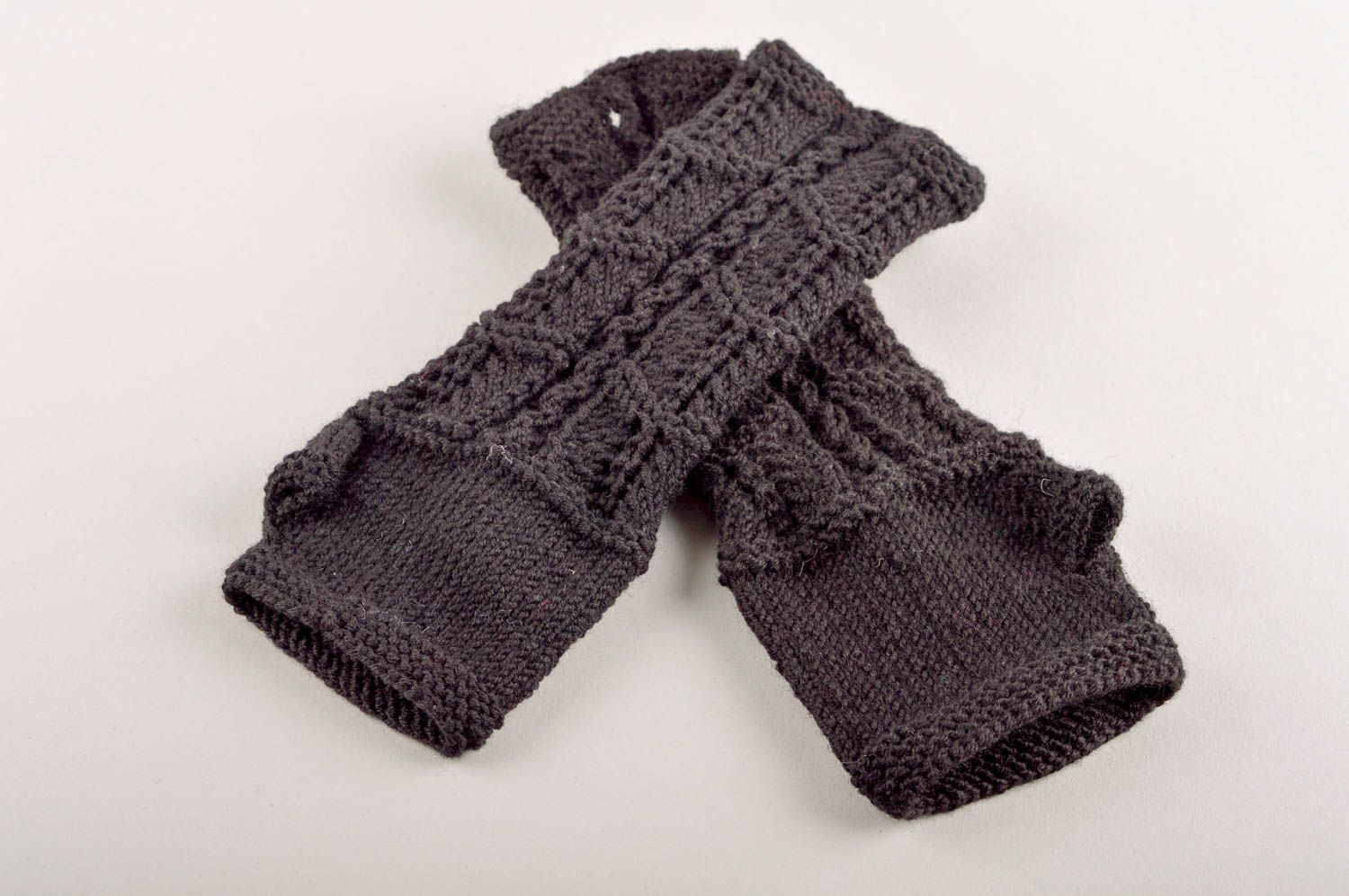 Вязаные митенки ручной работы вязаный аксессуары женские перчатки серые теплые фото 4