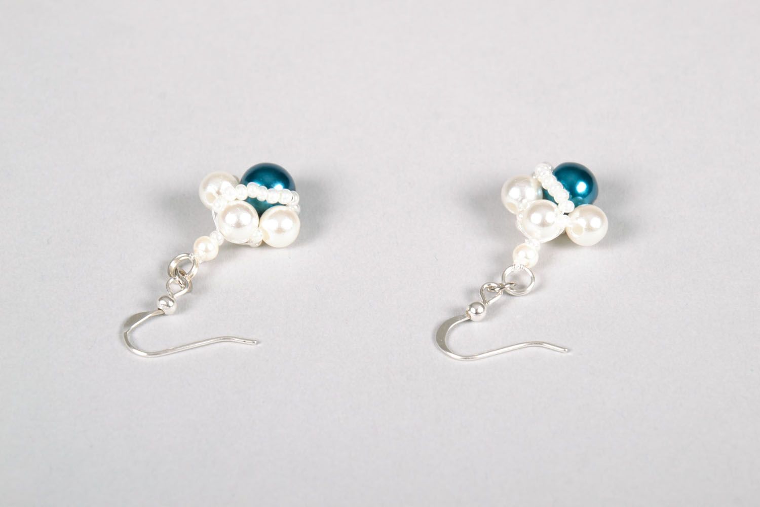 Designer earrings with artificial pearls photo 4