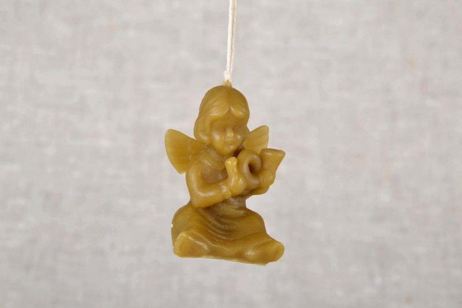 New Year's pendant Playing angel photo 1