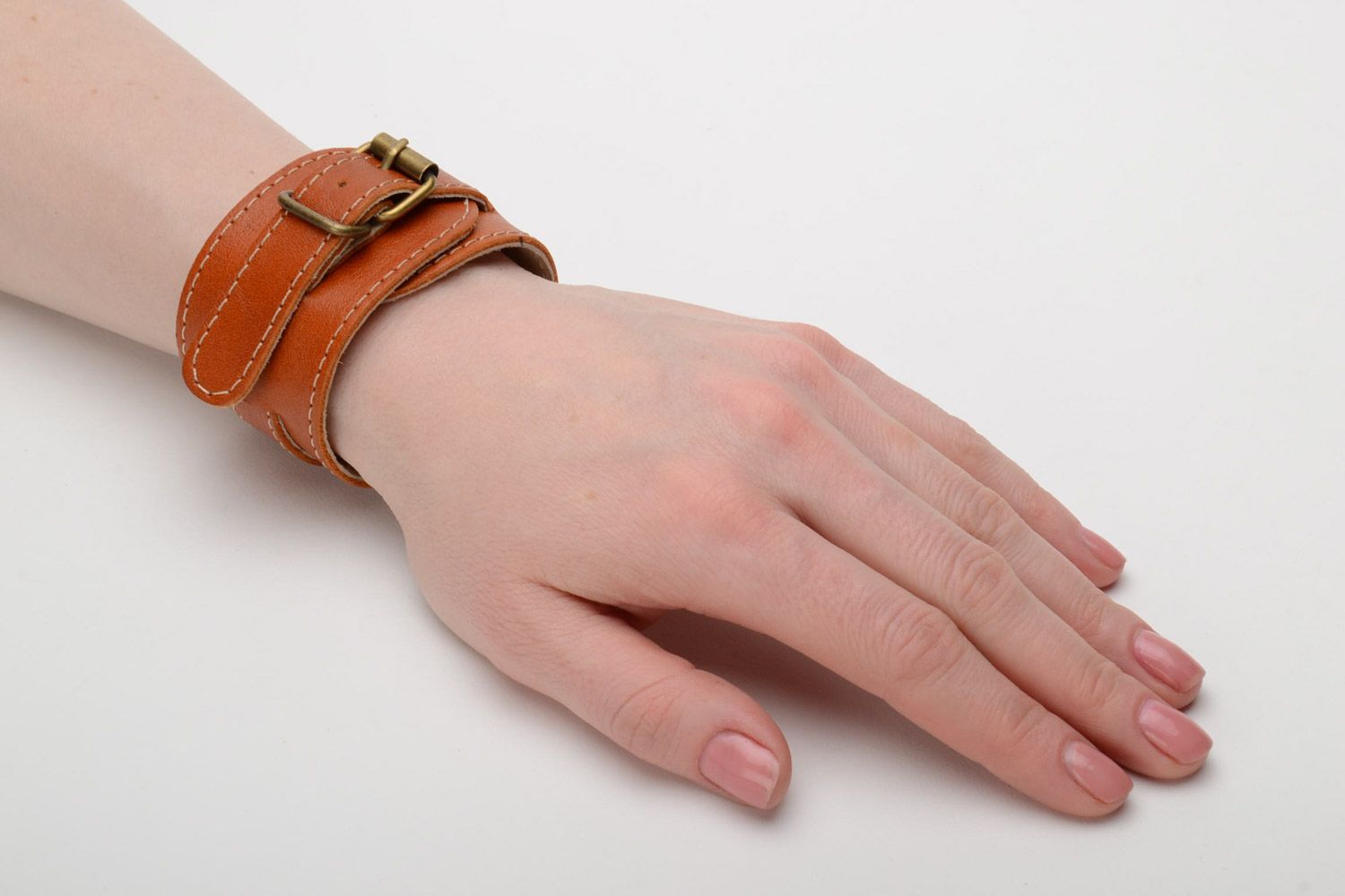 Light brown broad handmade genuine leather wrist bracelet with metal fittings photo 2
