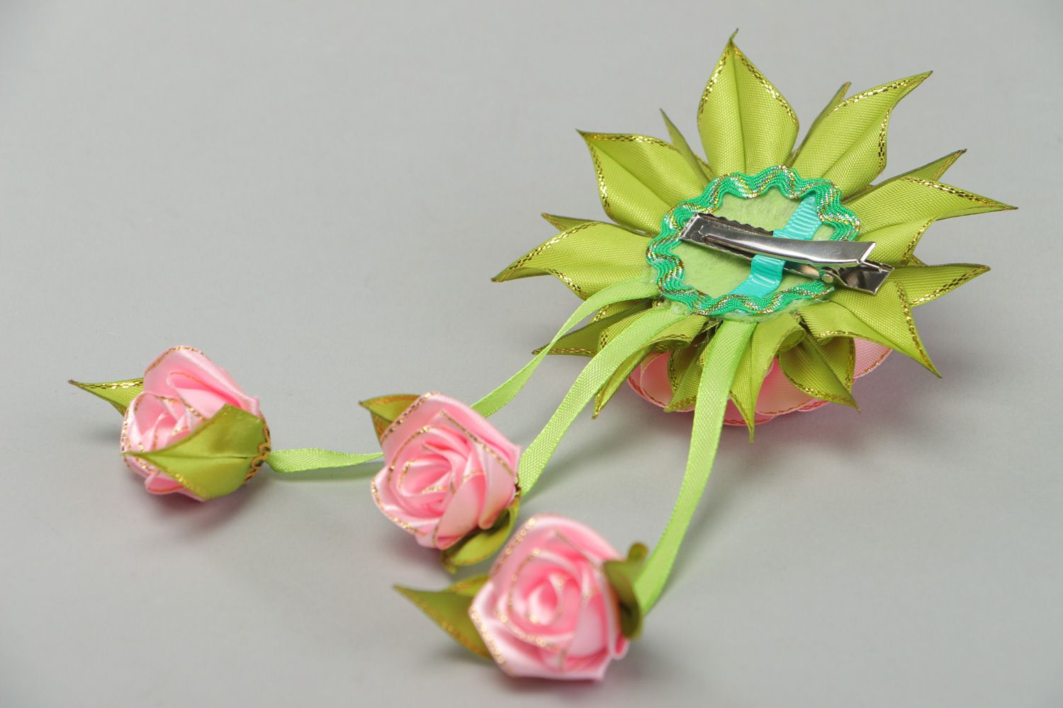 Handmade tender hair clip with satin ribbon kanzashi pink flowers and charms photo 3