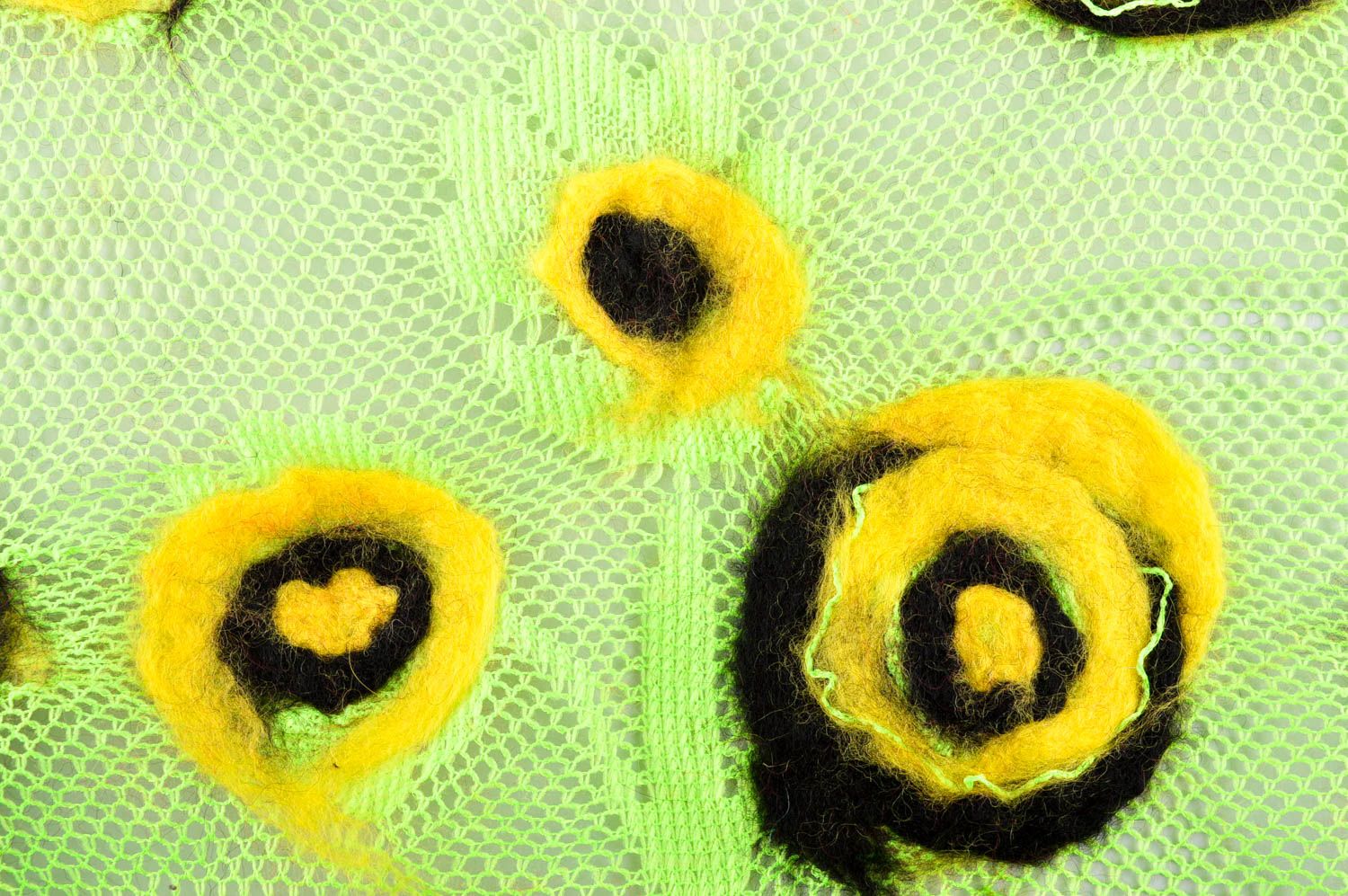 Шарф ручной работы оригинальный женский шарф зеленый с желтым легкий шарф фото 2
