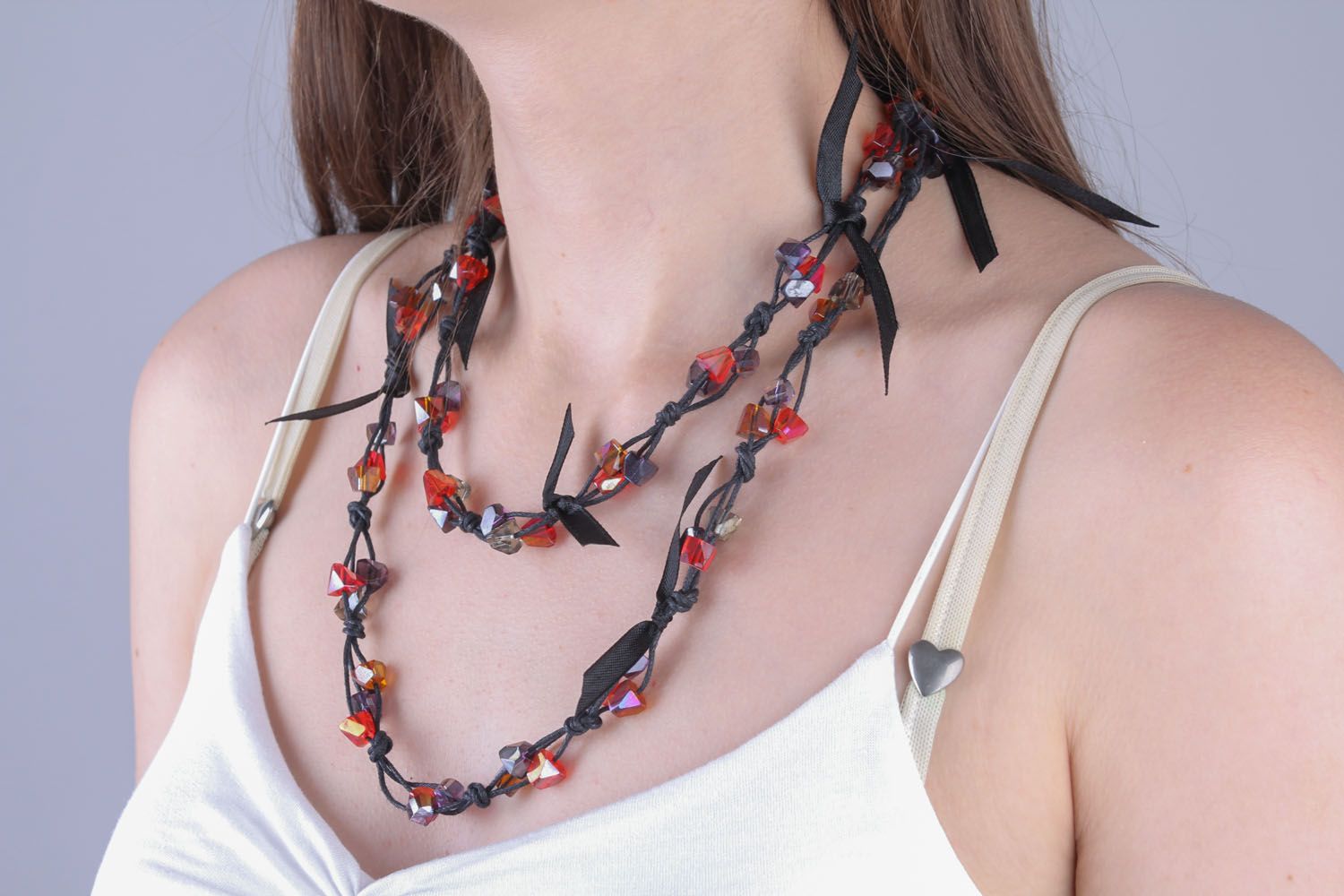 Necklace made of beads and cord photo 4