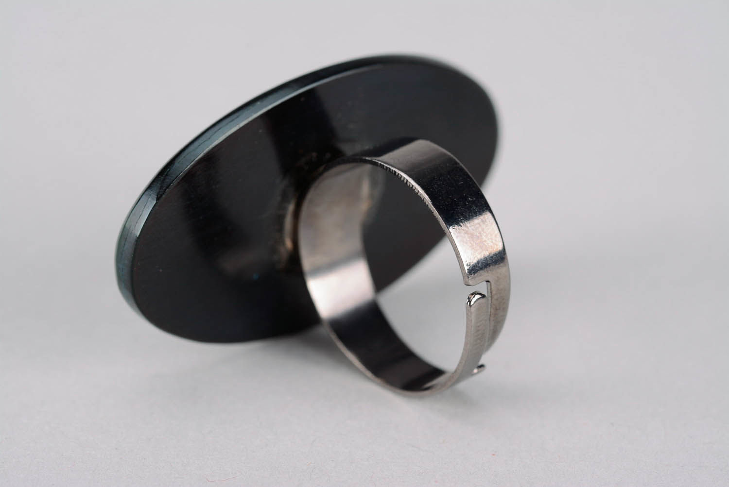 Овальное кольцо Изумруд фото 2