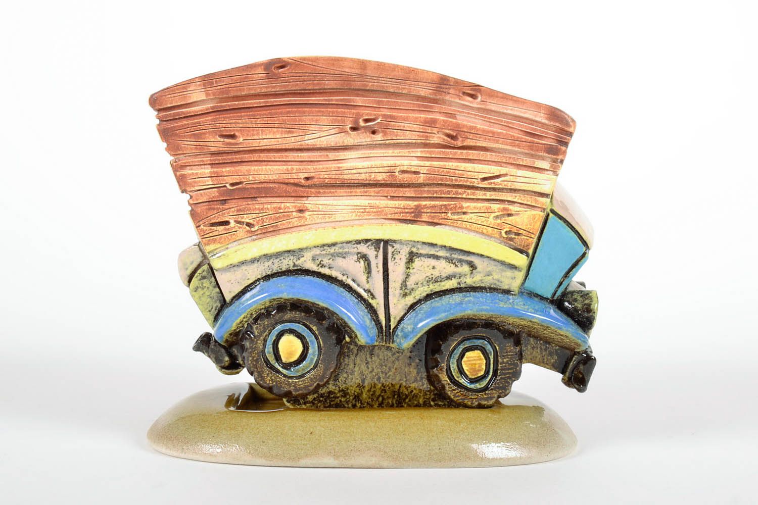 Maceta cerámica para plantas en forma de coche foto 2