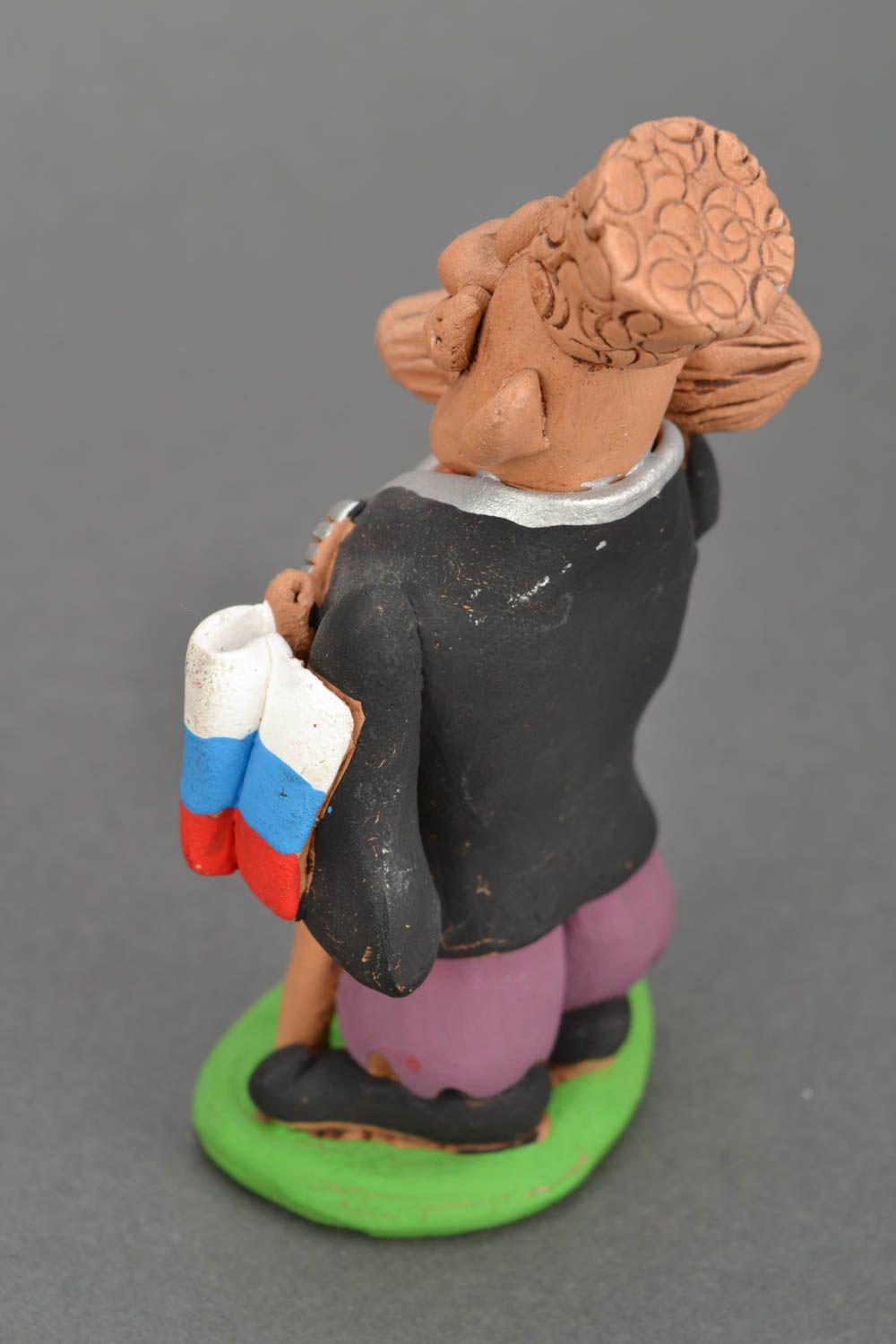 Figurilla de cerámica Cosaco con garrote foto 5