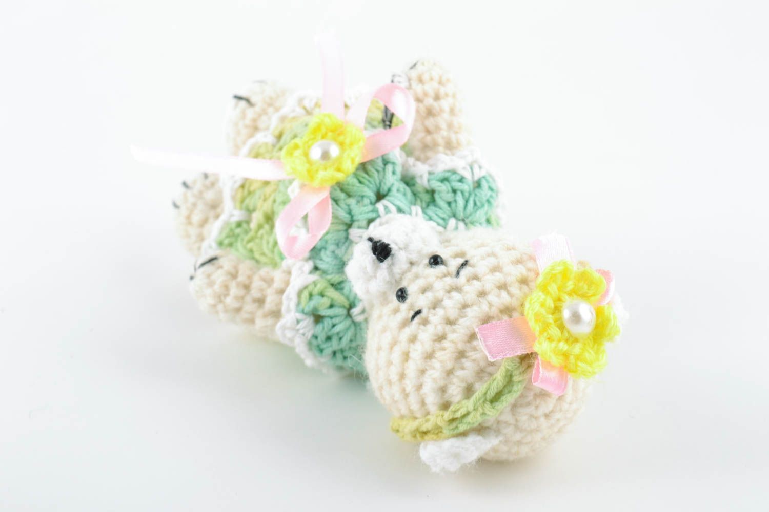 Petit jouet décoratif tricoté en laine fait main original pour enfant Ours photo 4