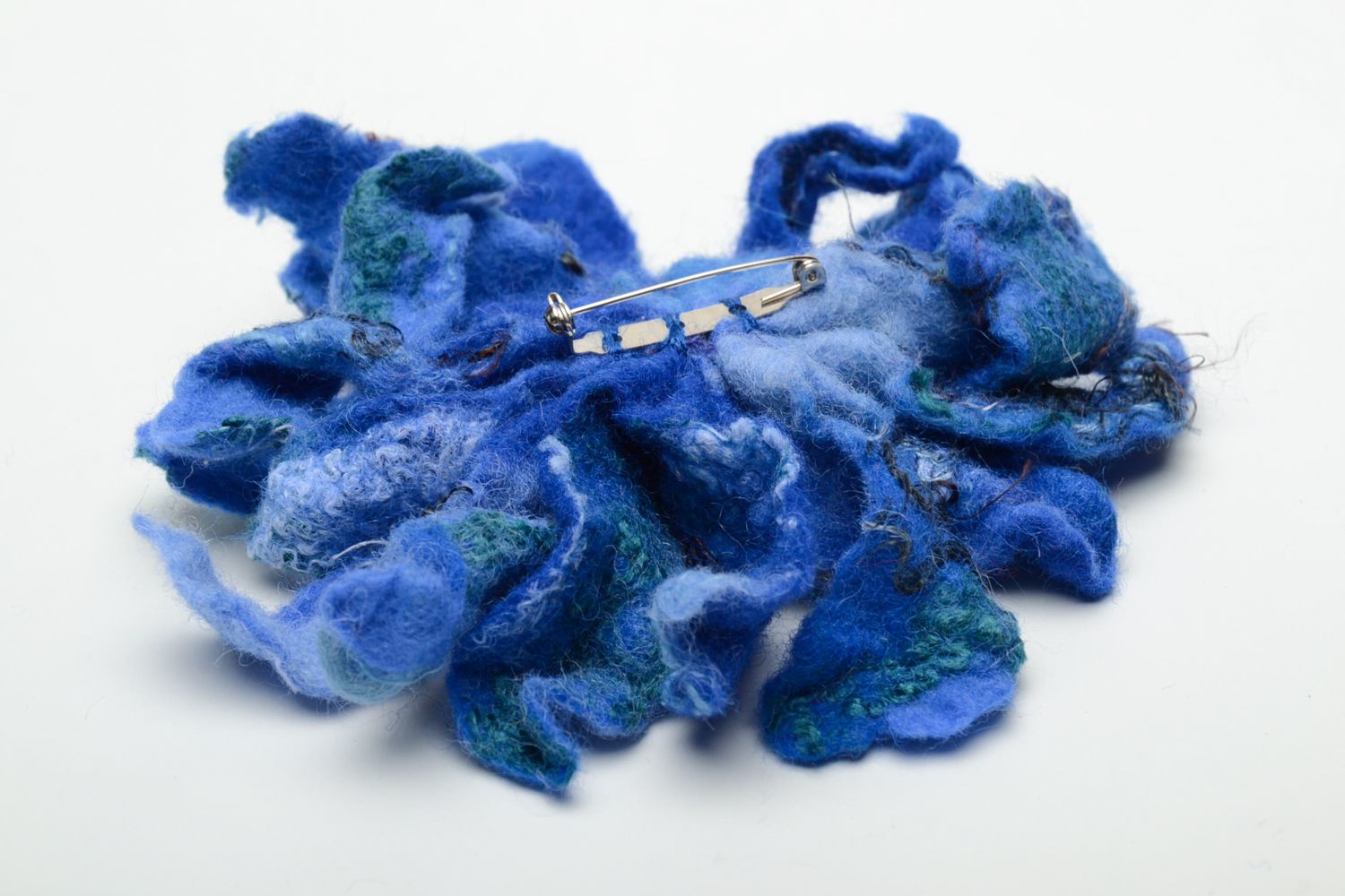 Felted wool brooch in the shape of blue flower photo 5