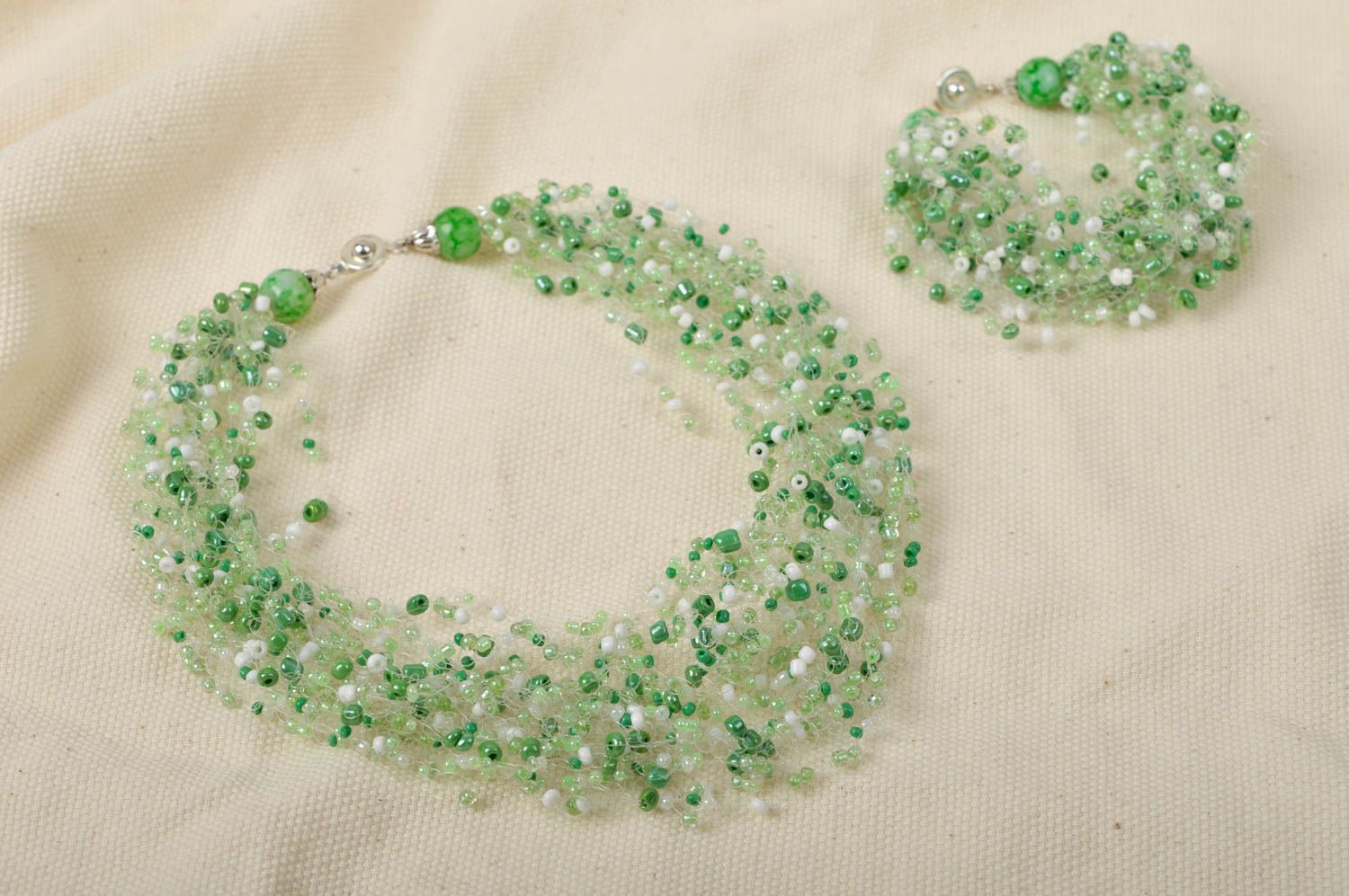 Handmade beaded airy chain bracelet and green necklace for mom photo 2