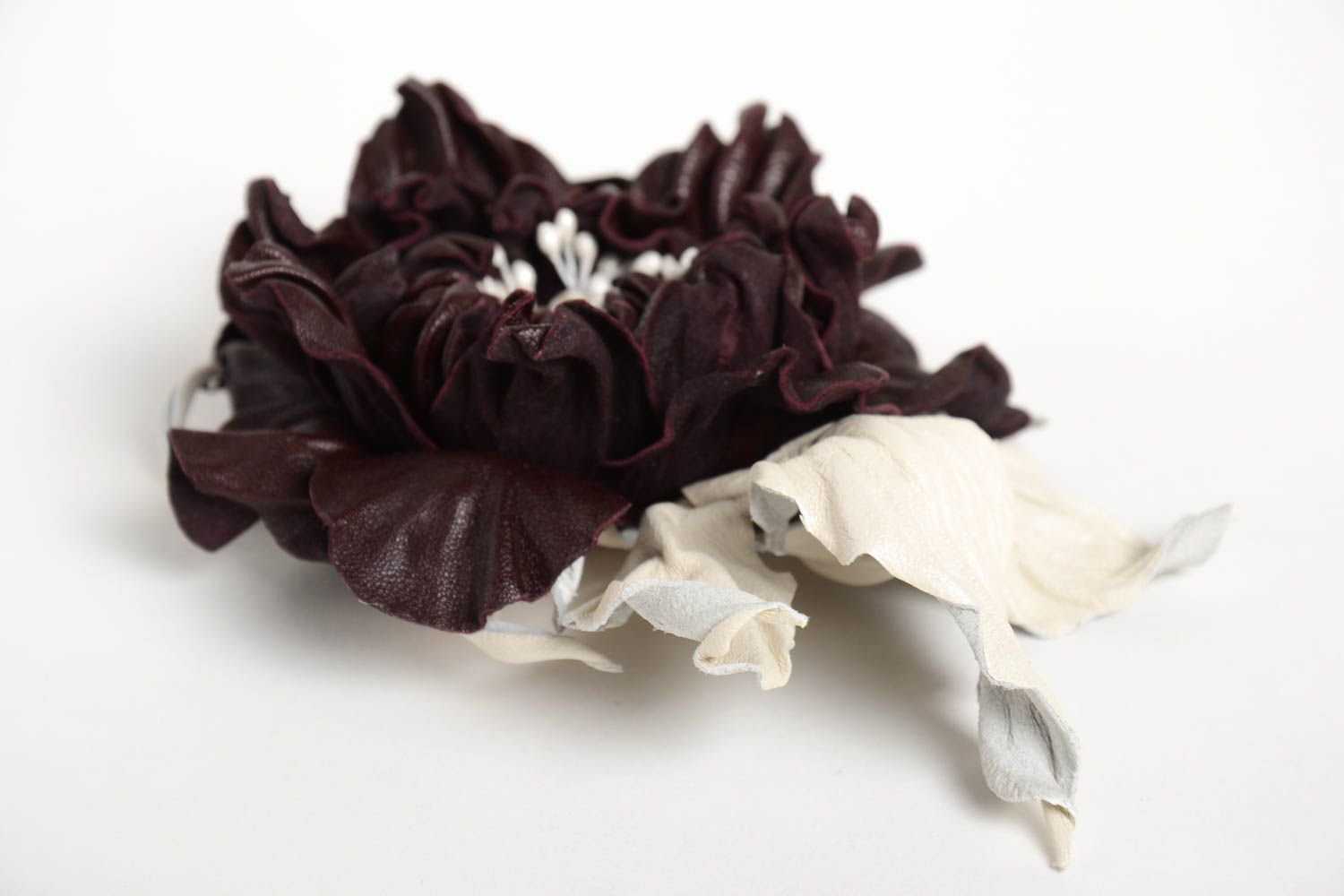 Handmade Accessoire für Frauen dunkle Blume Leder Schmuck Blume Brosche  foto 4