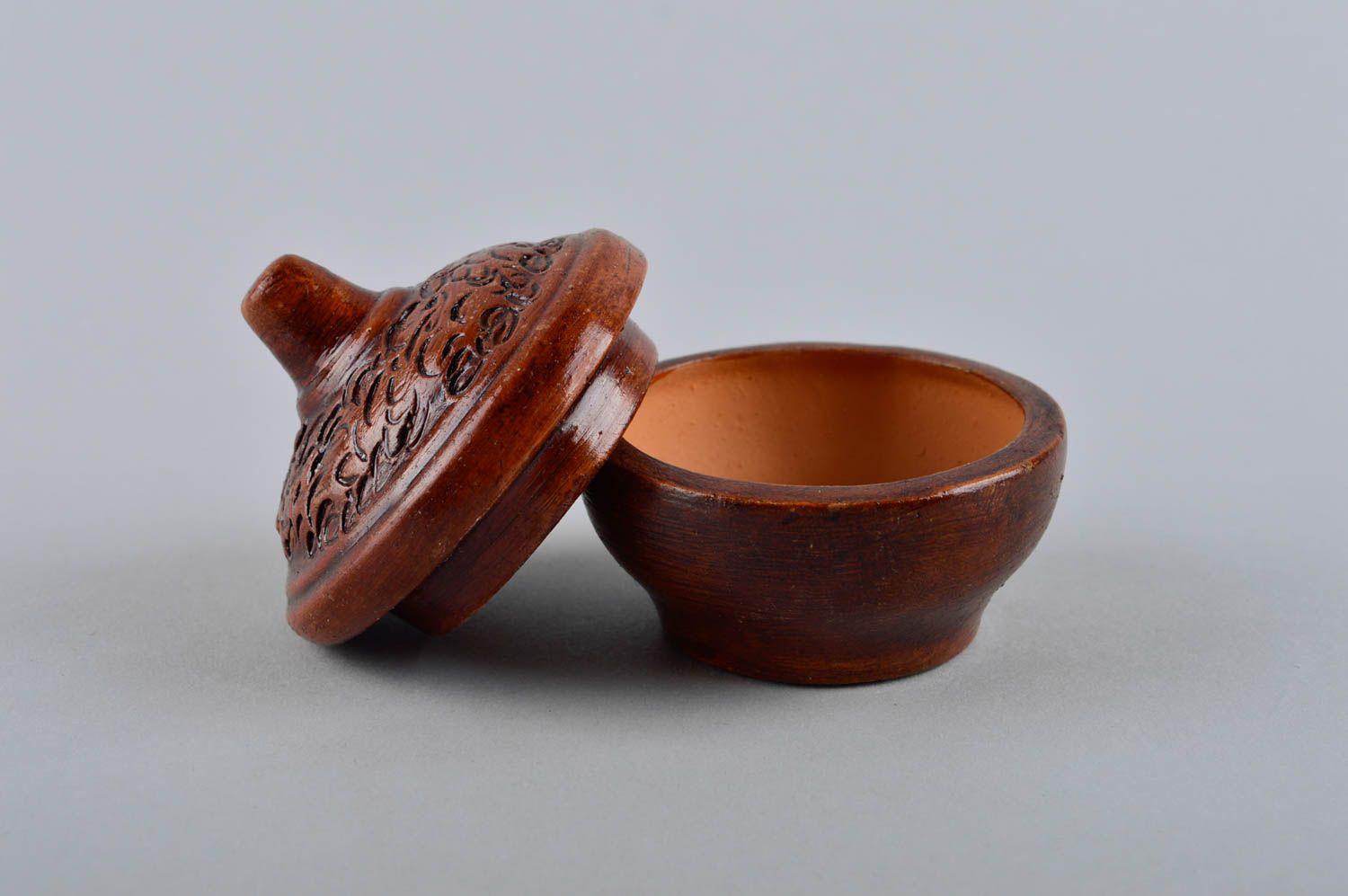 Saliera in ceramica fatta a mano barattolo per sale utensili da cucina
 foto 4