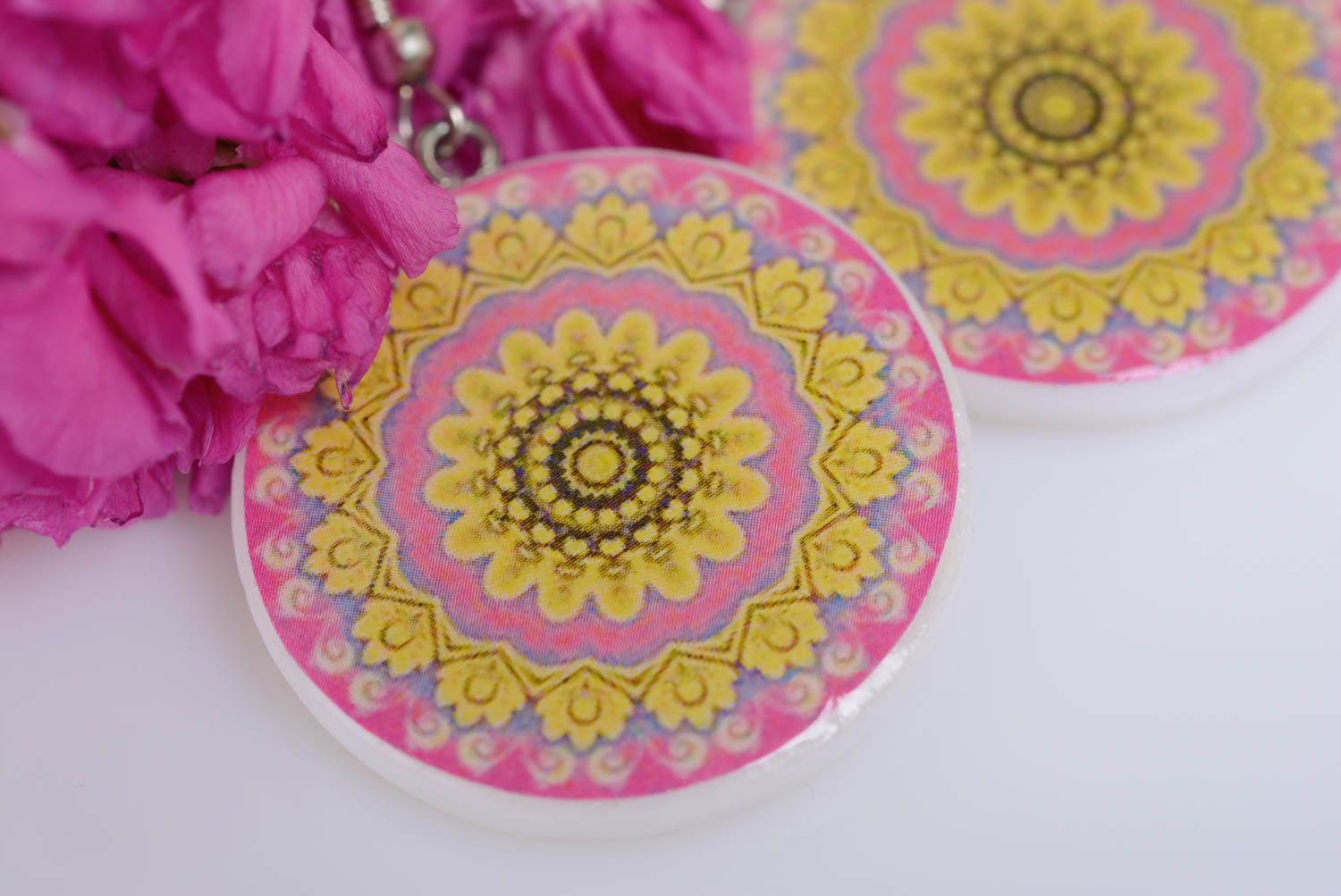 Polymer clay earrings of round shape light pink with yellow handmade jewelry photo 3