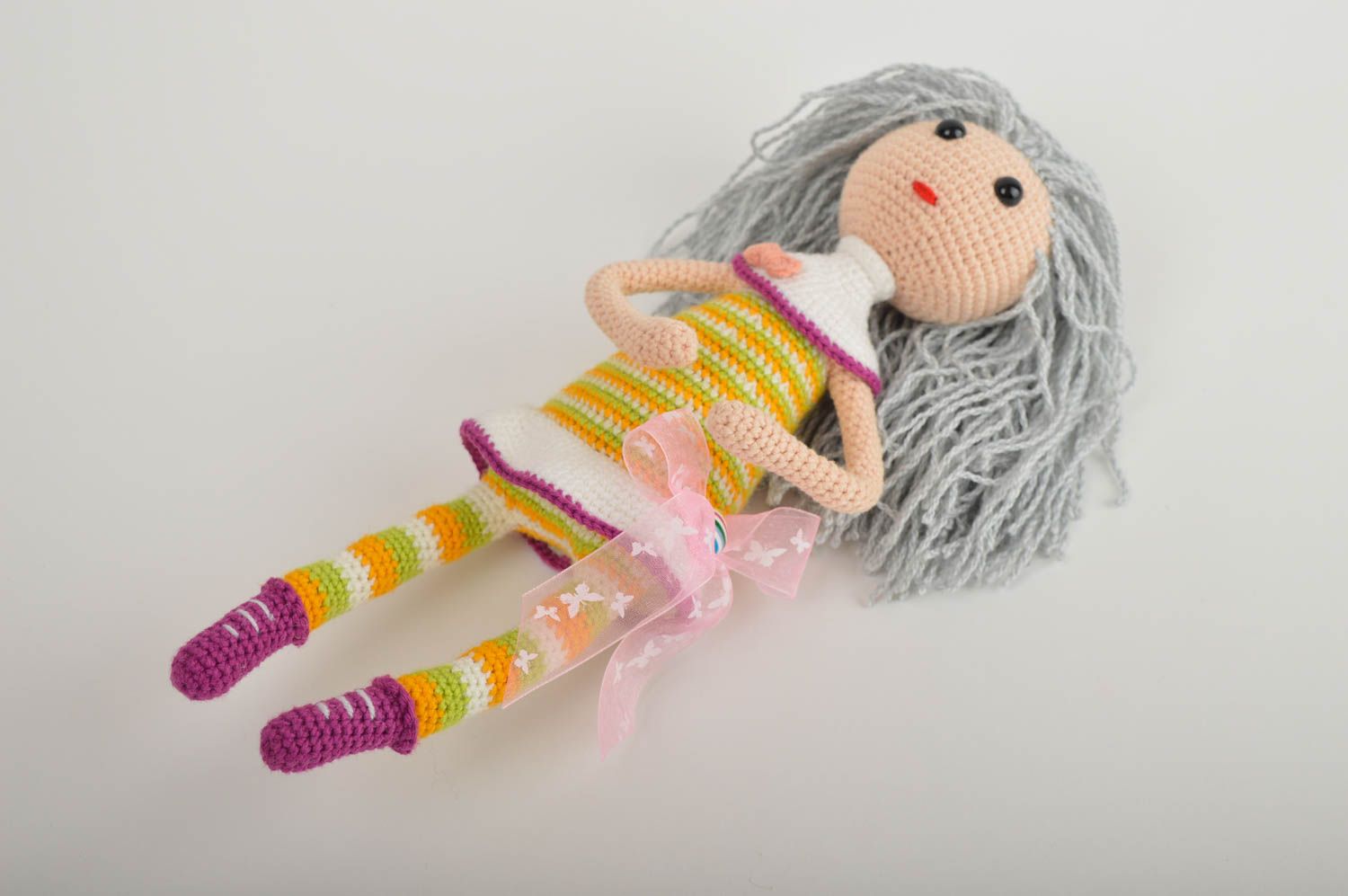 Stoff Puppe handgefertigt Deko Wohnung originell Spielsache für Kinder foto 2