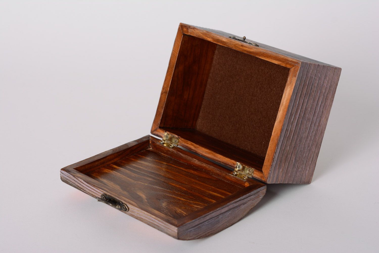 Caja de madera hecha a mano para joyas en técnica de decoupage rectangular foto 3