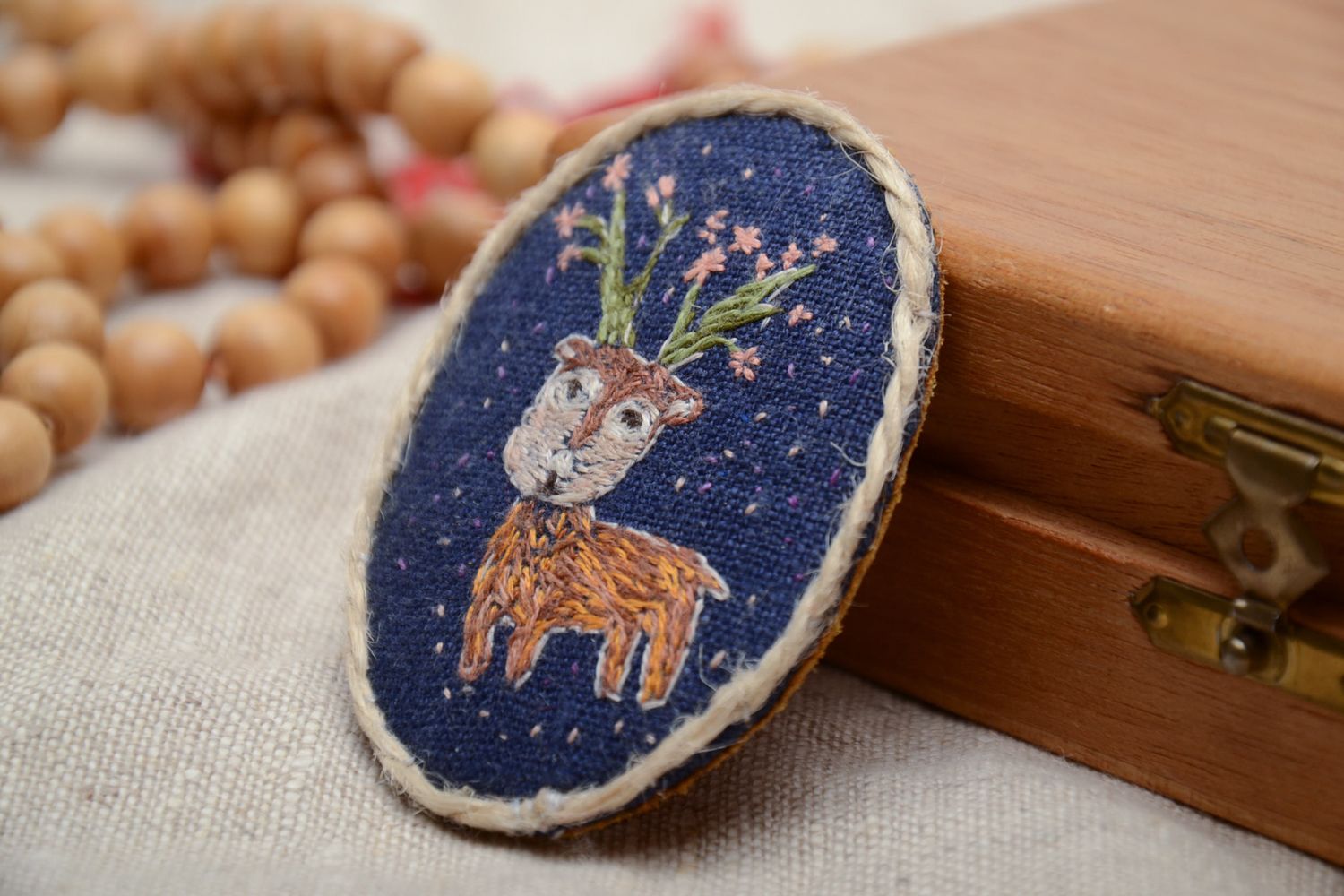 Hand embroidered brooch Deer photo 1