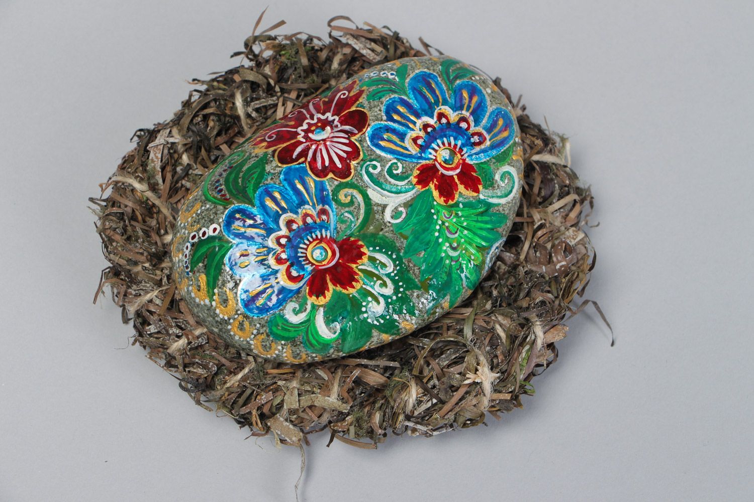 Galet marin peint à motif floral sur support en herbes marines décor fait main photo 2