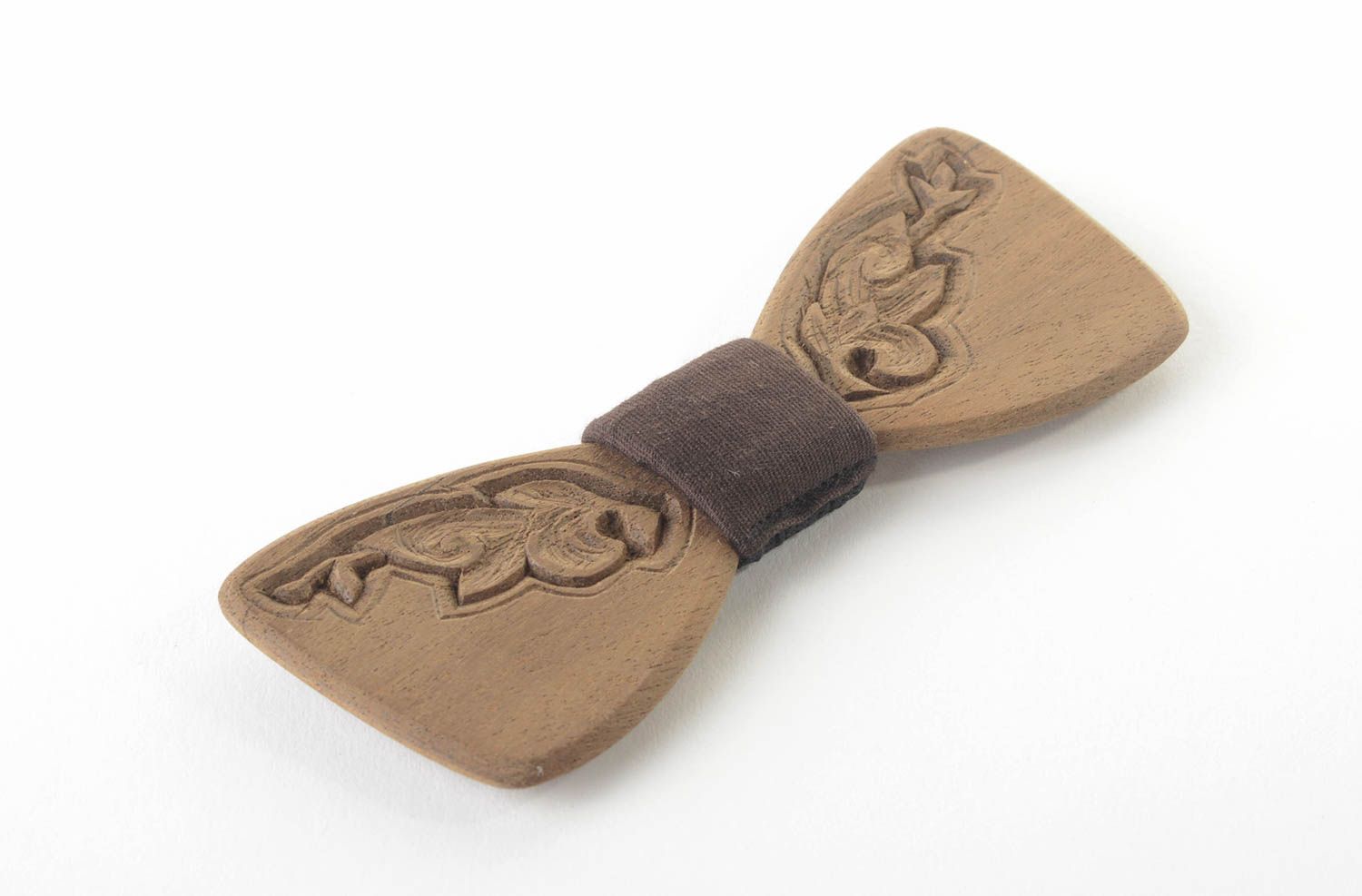 Geschnitzte Fliege aus Holz handmade Accessoire für Männer Krawatte Fliege     foto 2