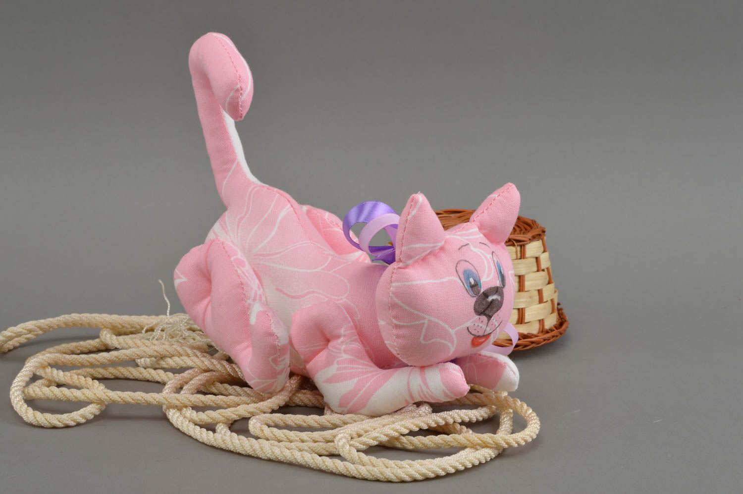Розовый мягкий кот из ситцевой ткани авторская игрушка ручной работы для ребенка фото 1