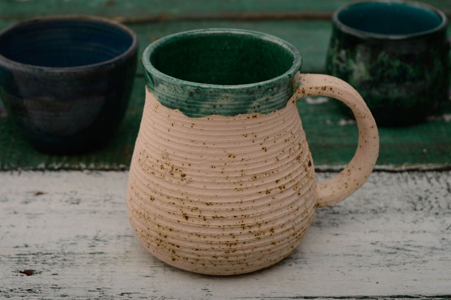 Glasierte Keramik Teetasse ungewöhnlicher Form foto 1