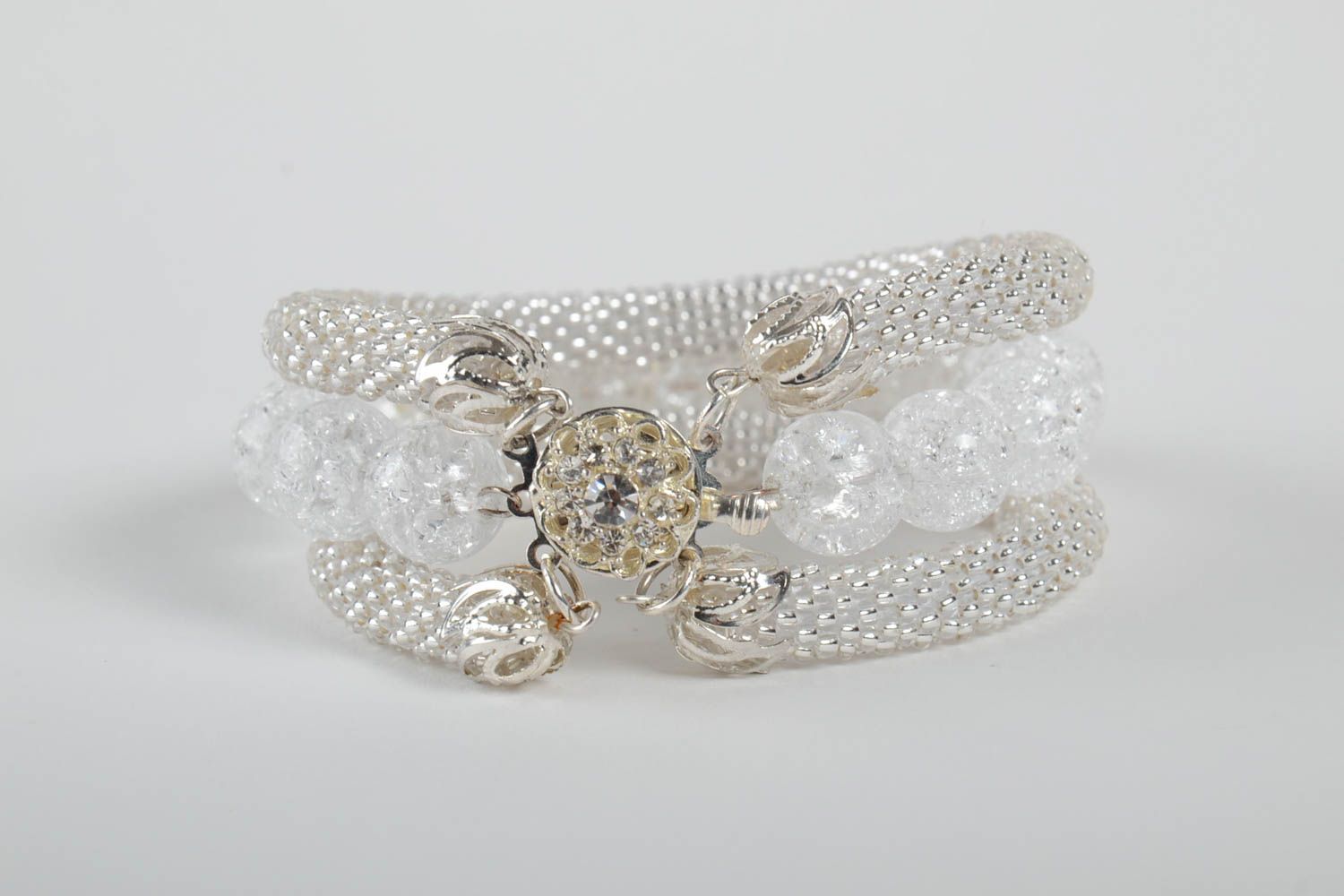 White elegant three-row cord bracelet for women photo 2