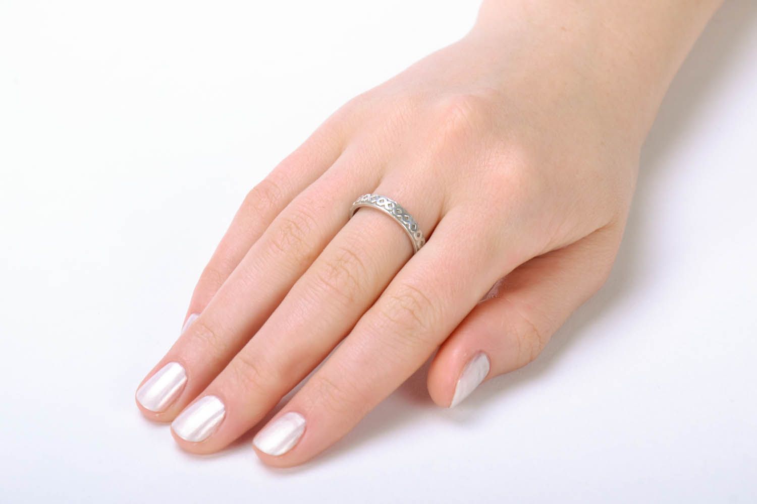 Серебряное кольцо с орнаментом фото 5