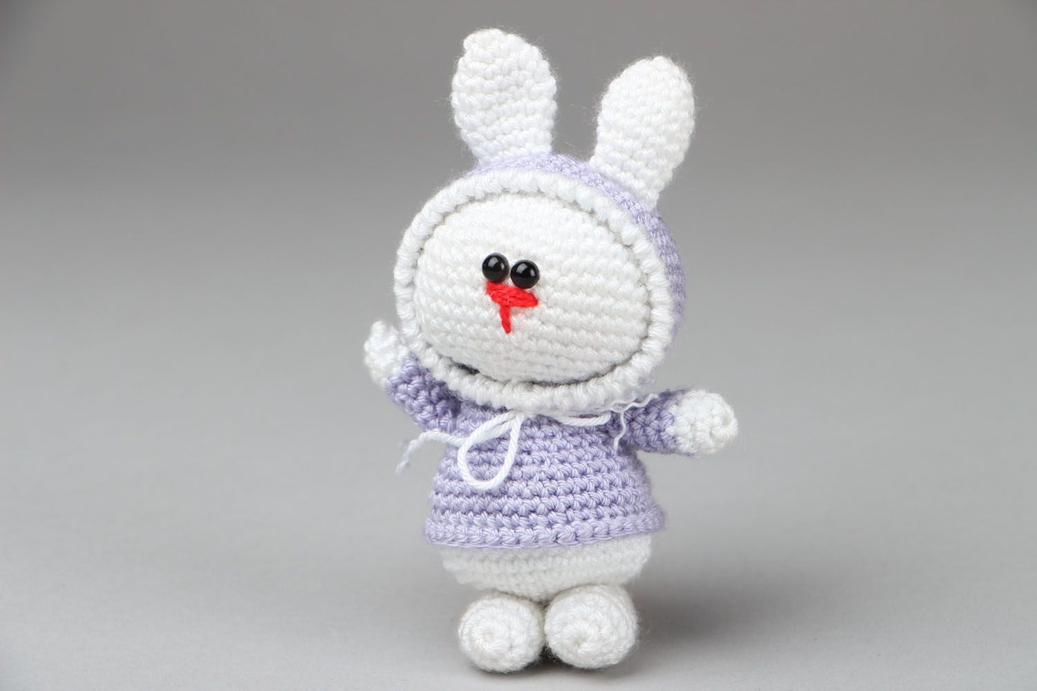 Doudou tricoté de fantaisie Lièvre en blouson blanc lilas cadeau original photo 5