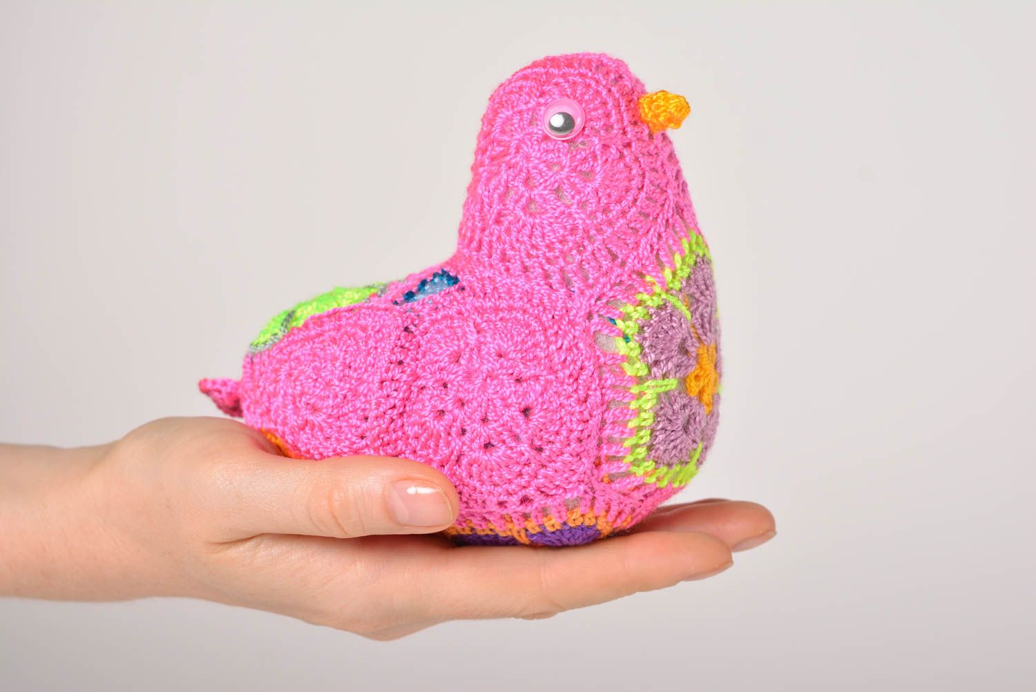 Jouet oiseau rose fait main Peluche au crochet original à motif Cadeau enfant photo 5