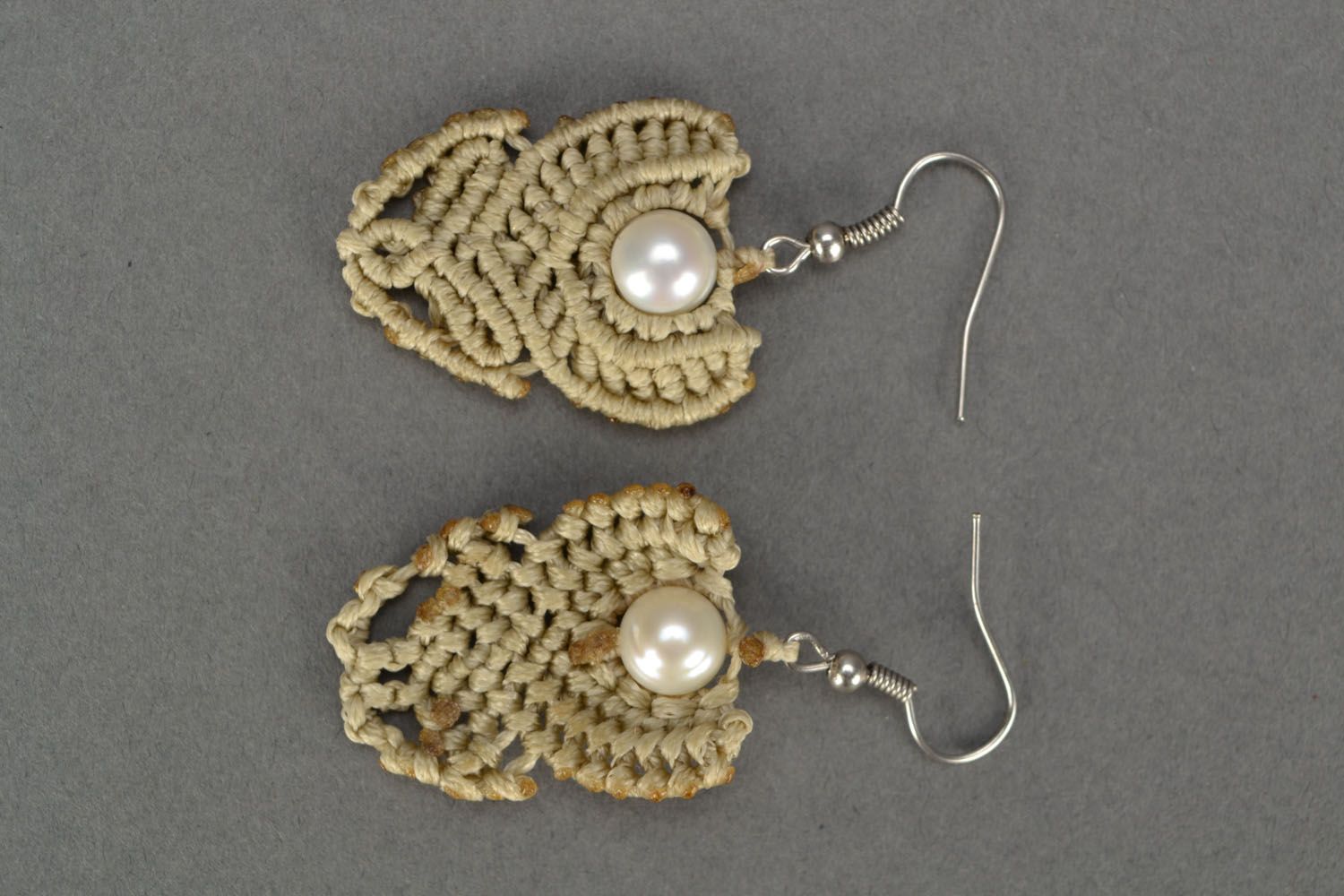 Woven earrings with pearls photo 5