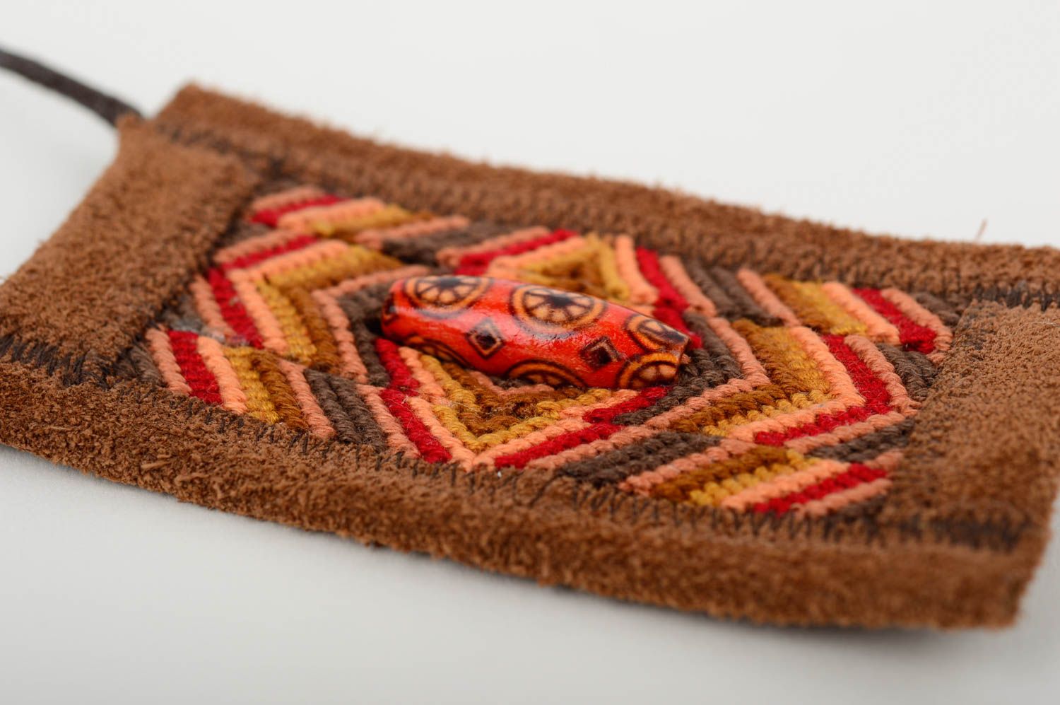 Украшение ручной работы женская подвеска макраме текстильный кулон с кожей фото 4
