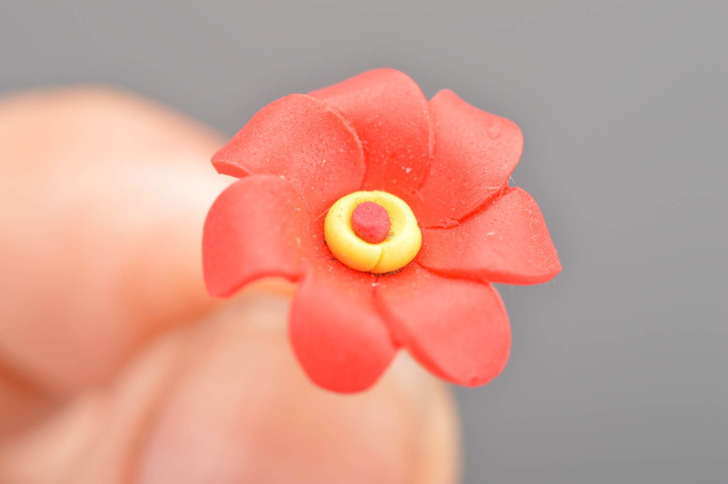 Cute handmade nice red earrings made of polymer clay in shape of flowers photo 3