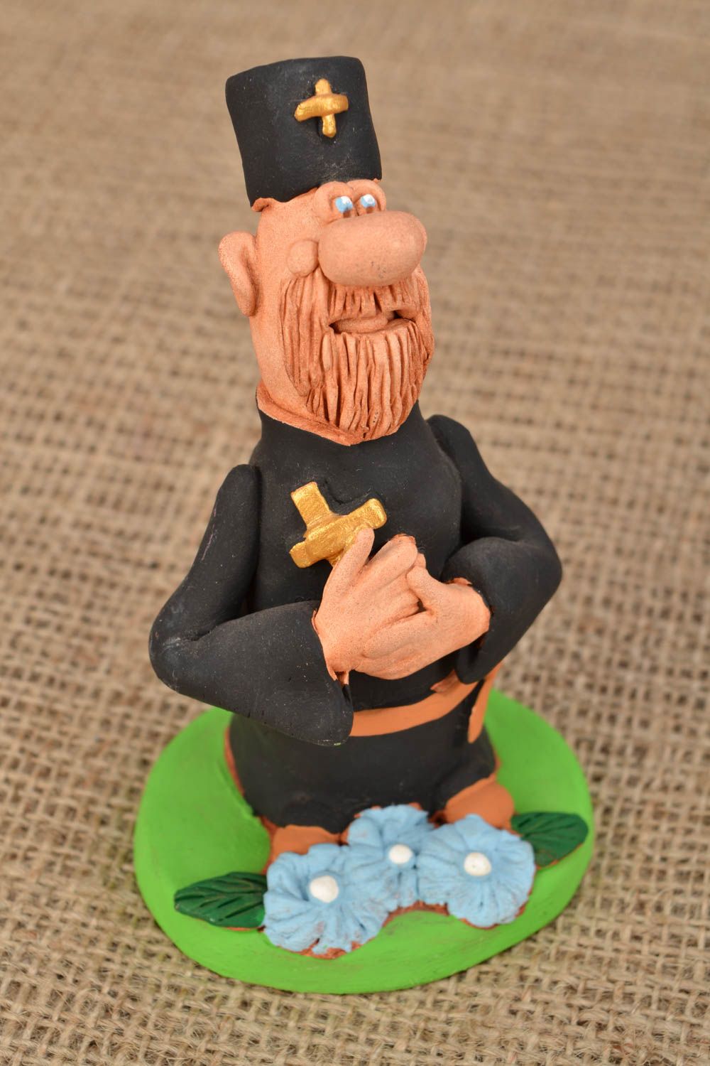 Originelle Figurine aus Ton Pfarrer foto 1