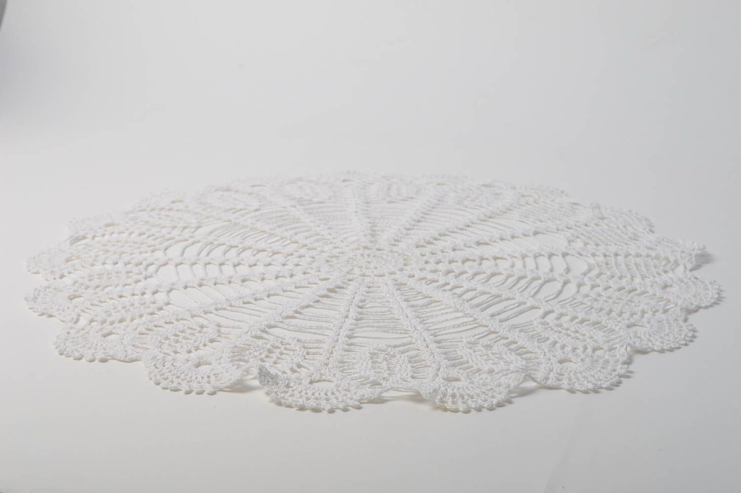 Handmade openwork napkin round crocheted napkin home decor ideas lace napkin  photo 4