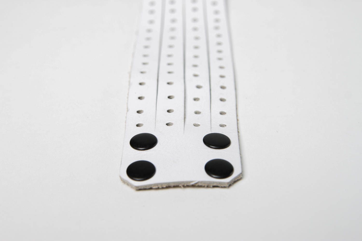 Handmade Leder Armband Designer Schmuck Accessoires für Frau weiß stilvoll foto 4