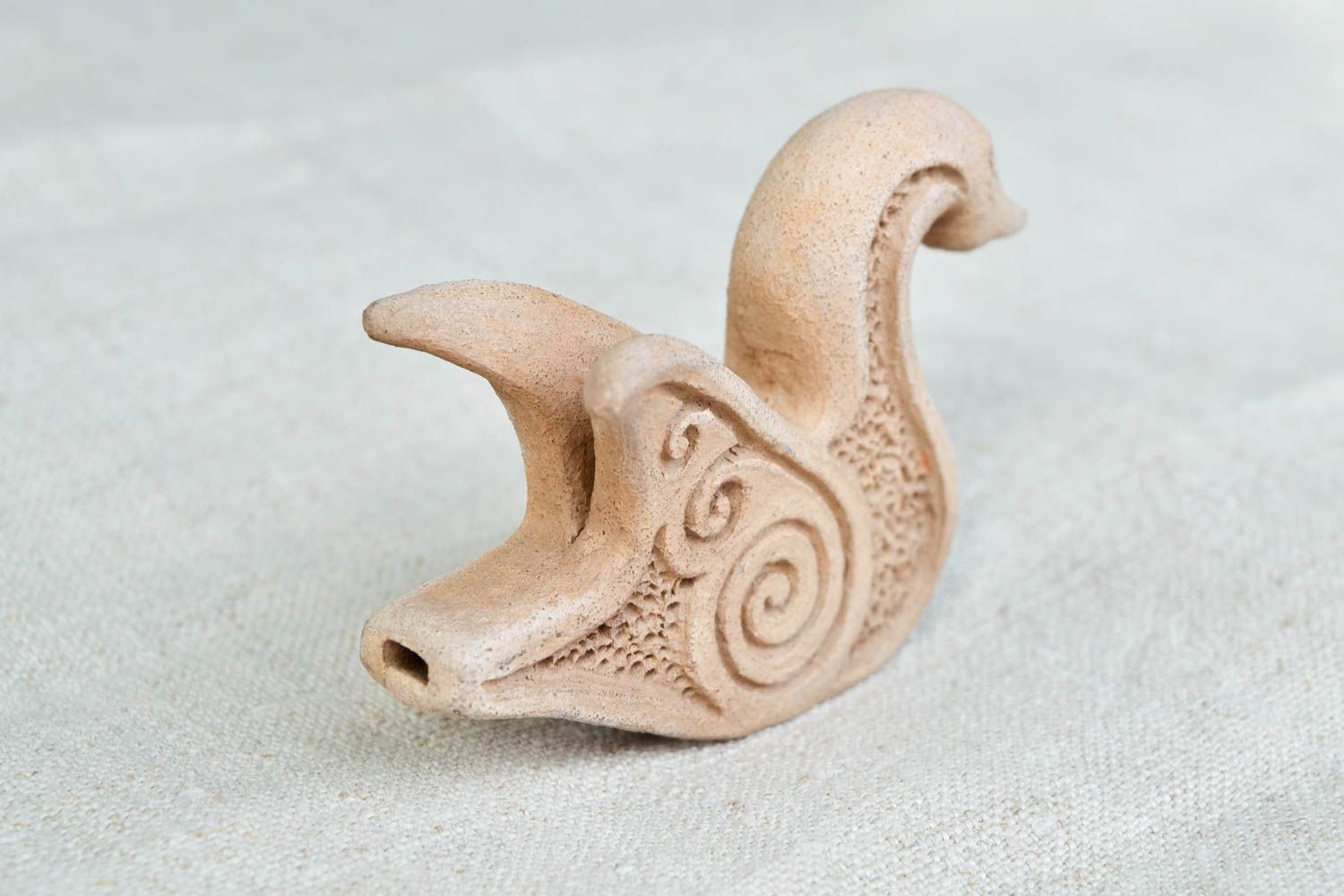 Ocarina instrumento musical hecho a mano silbato de barro regalo original Cisne foto 4