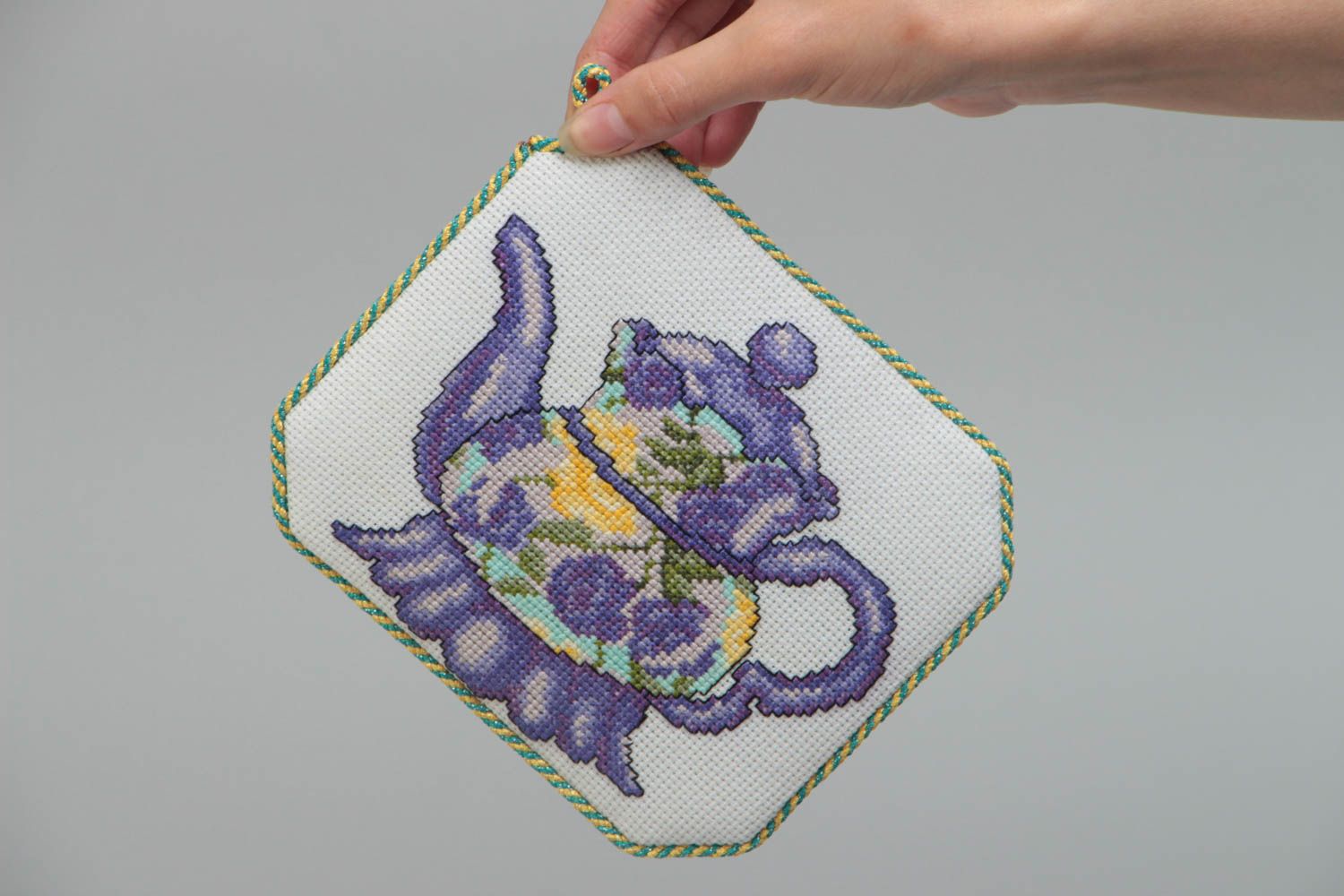 Schöner Designer Textil Untersetzer für Tassen mit Stickerei Teekanne Flieder foto 5