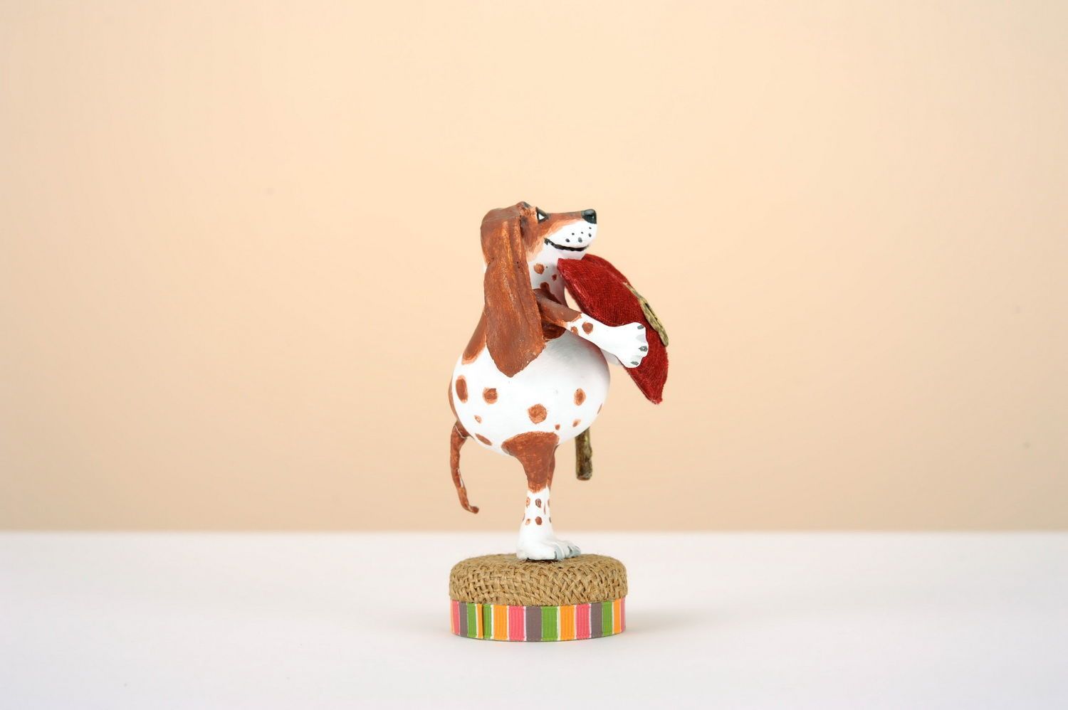 Statuette Doggy with heart photo 5