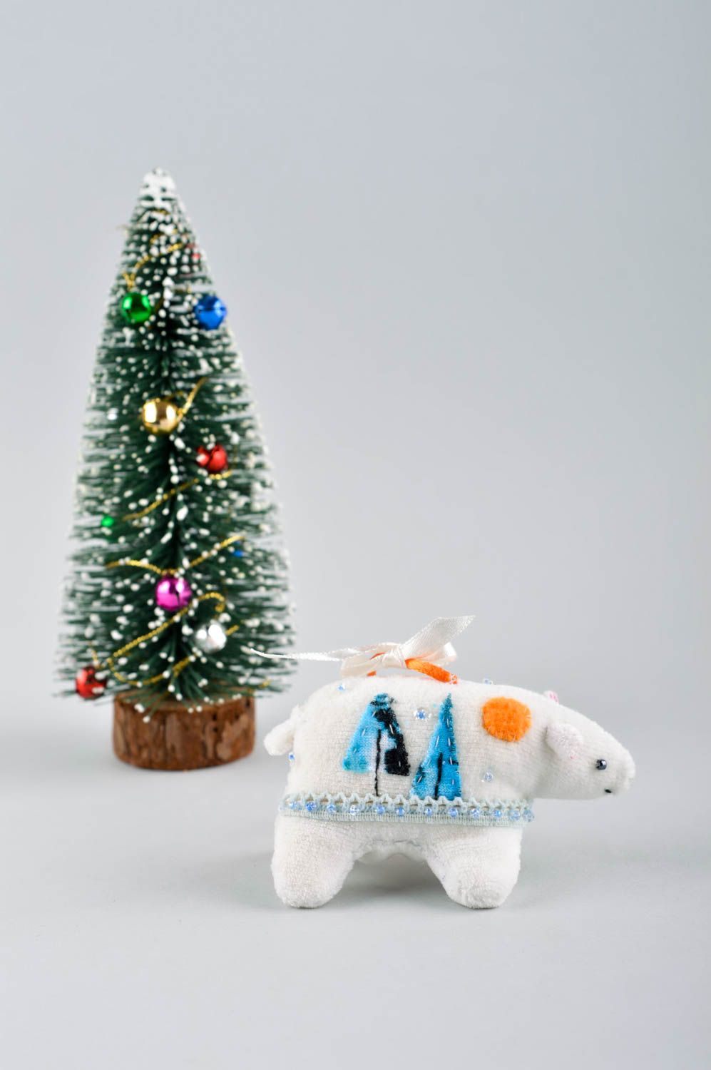 Jouet Noël fait main Décoration à suspendre ours blanc en textile Déco maison photo 1
