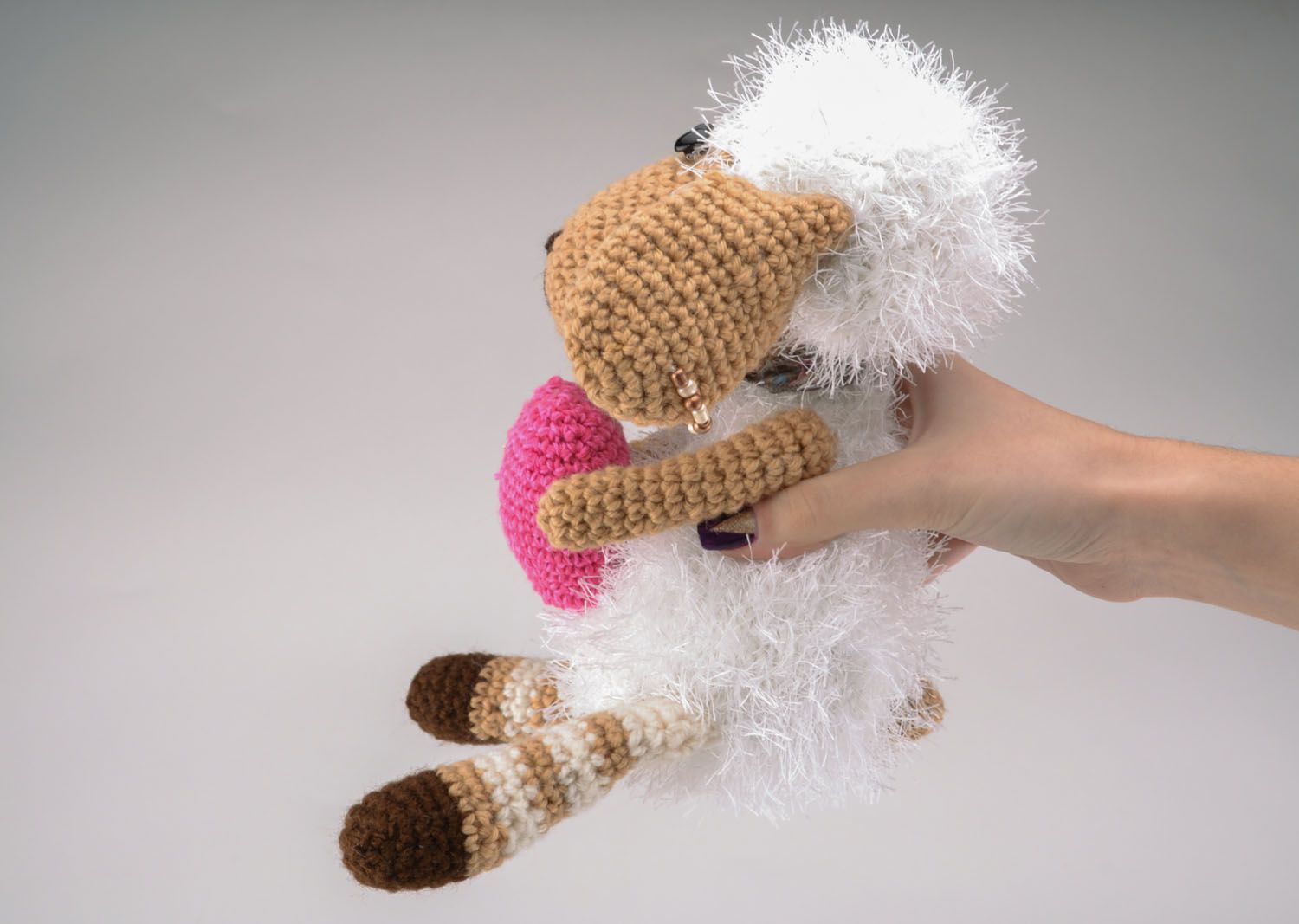 Giocattolo a maglia fatto a mano pupazzo morbido a forma di pecorella
 foto 5