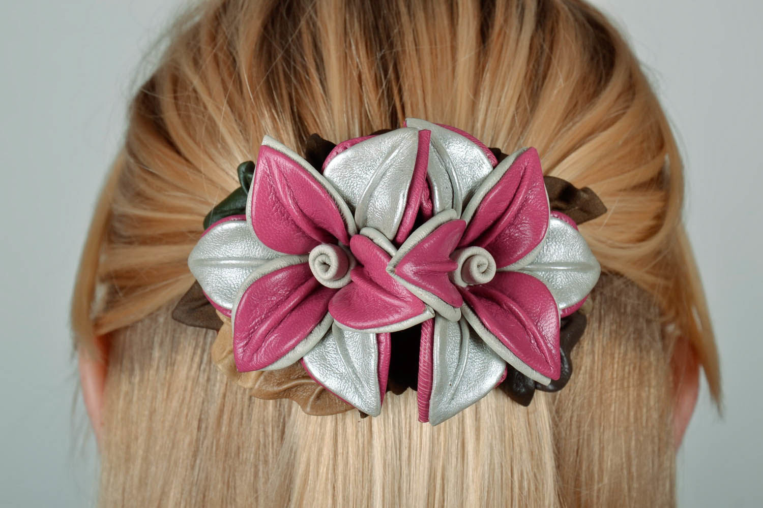 Hair pin made of leather photo 2