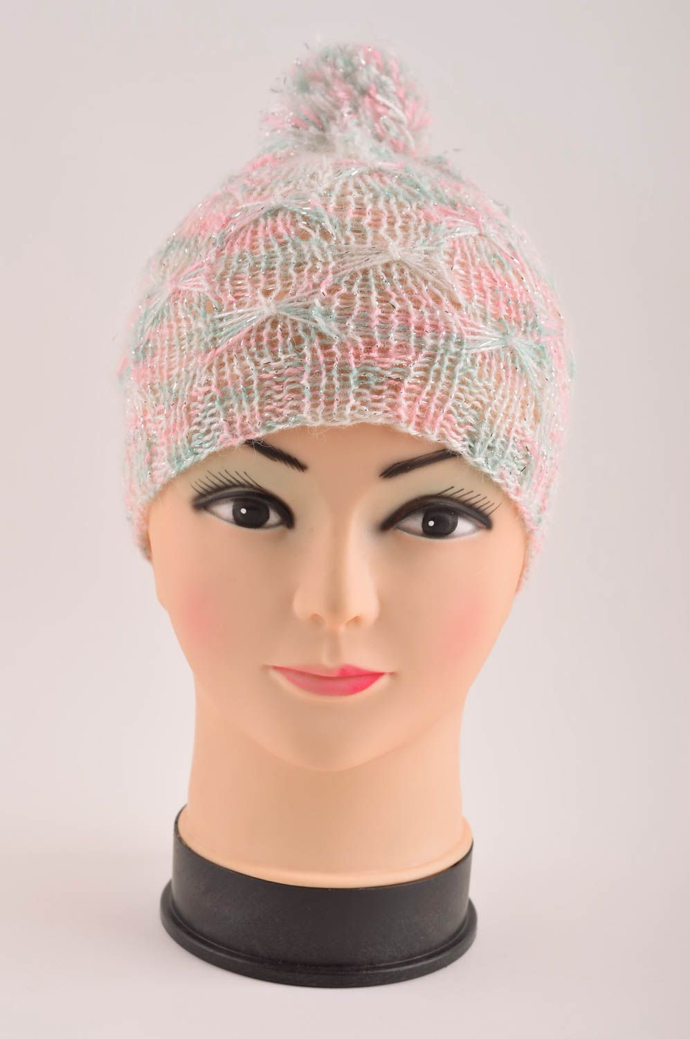 Handmade graue gehäkelte Mütze Accessoire für Kinder Mädchen Mütze mit Bommel foto 4