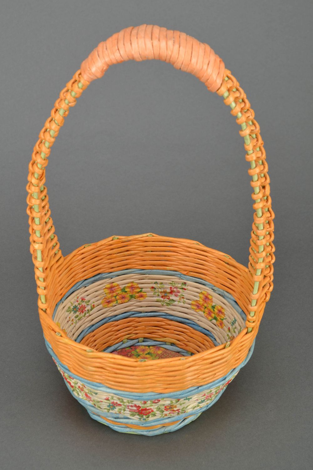 Basket woven of paper rod Storks photo 3