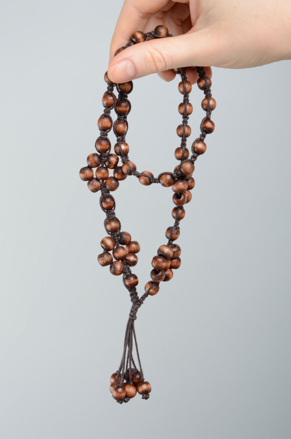 Macrame necklace with wooden beads photo 4