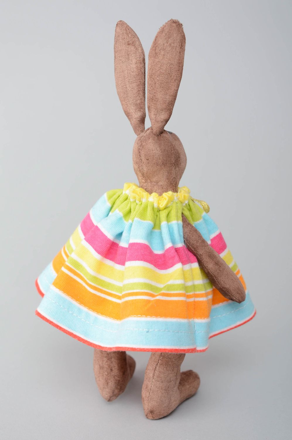 Peluche en tissu Lapine en robe multicolore faite main photo 3
