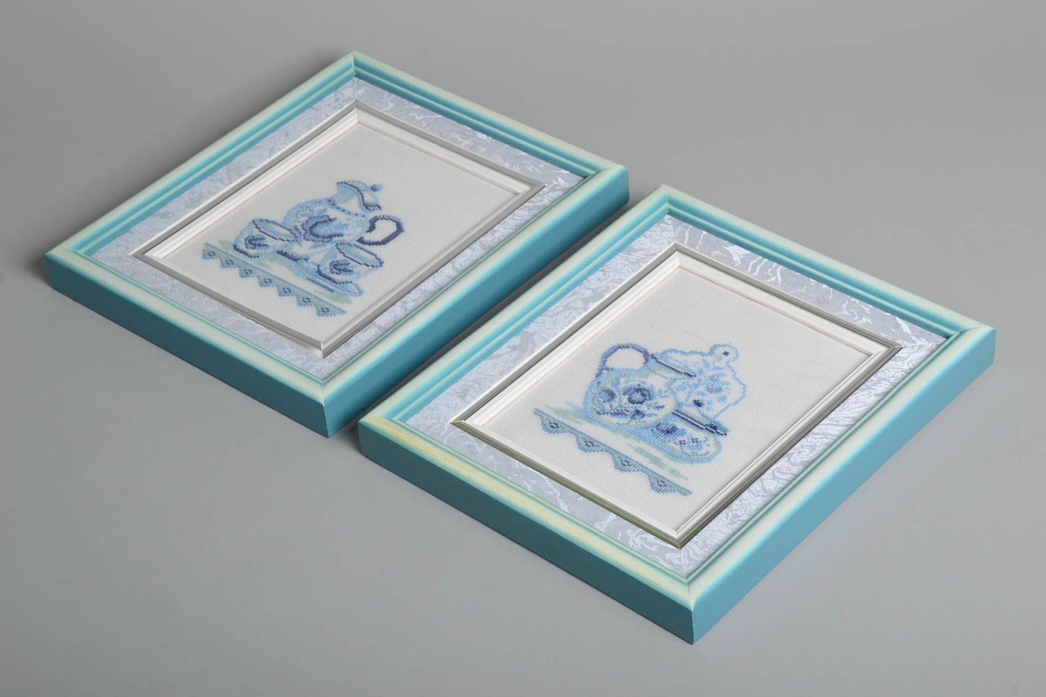 Tableaux brodés faits main Déco maison encadrés bleus Cadeau original 2 pièces photo 2