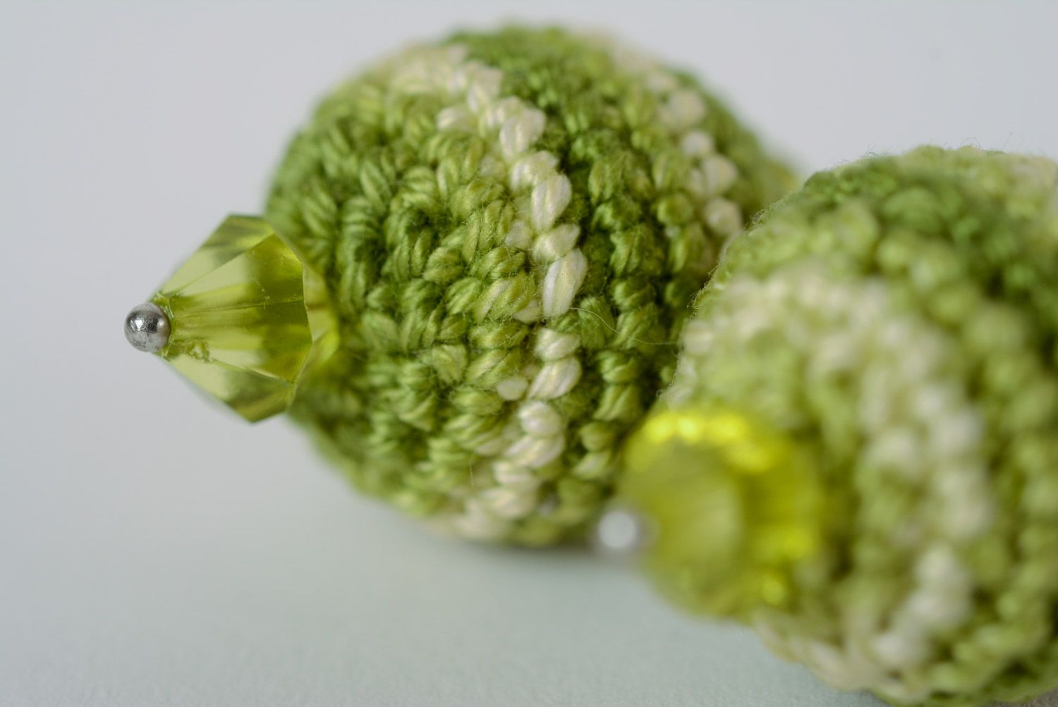 Boucles d'oreilles en perles de fantaisie vertes faites main pour femme photo 5